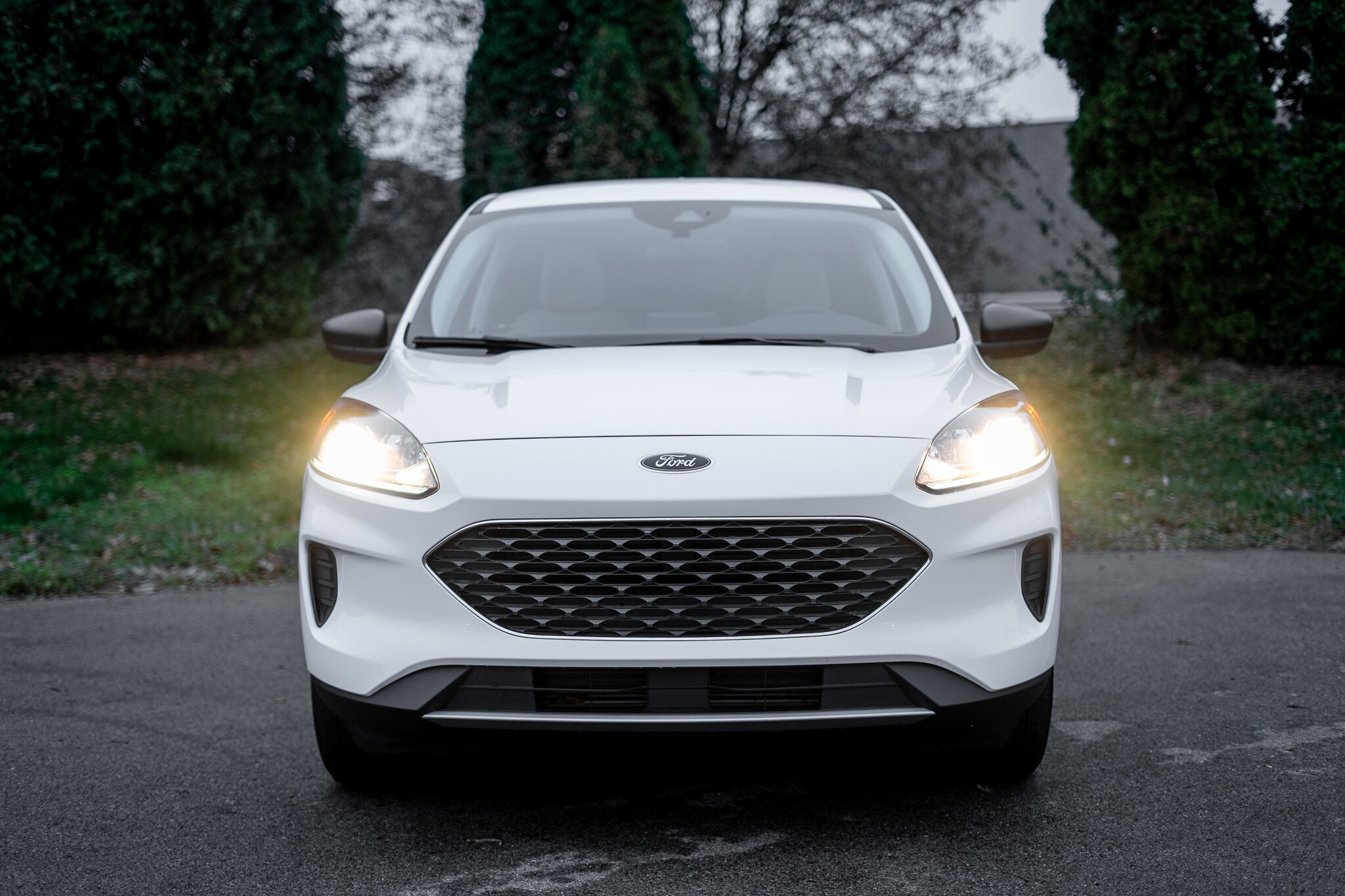 2022 Ford Escape SE photo 2