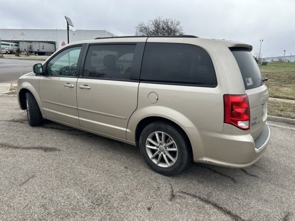Used 2013 Dodge Grand Caravan SXT Van