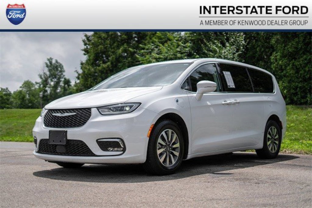 Certified 2022 Chrysler Pacifica Hybrid Touring L Van Passenger Van