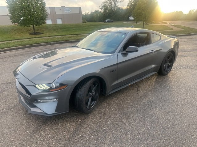 2022 Ford Mustang GT photo 3