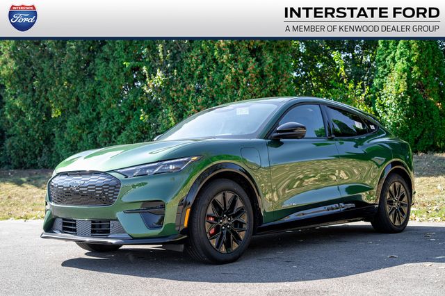 2025 Ford Mustang-Mach-e Premium's photo