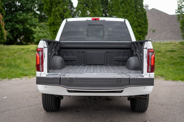 2025 Ford F-150 Platinum - Photo 7