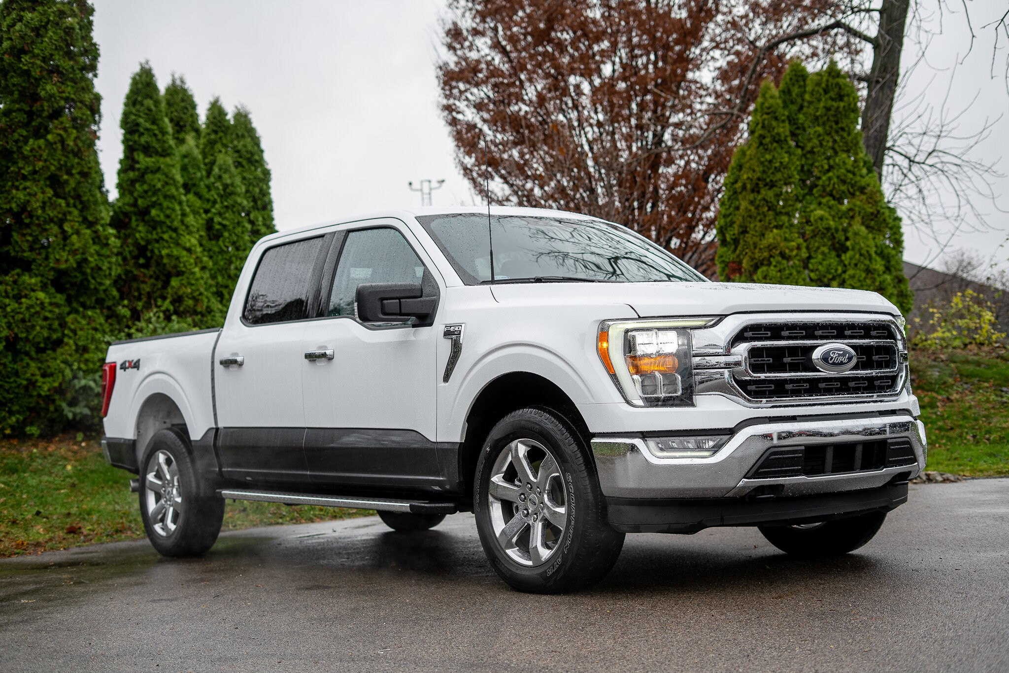 2022 Ford F-150 XLT photo 2