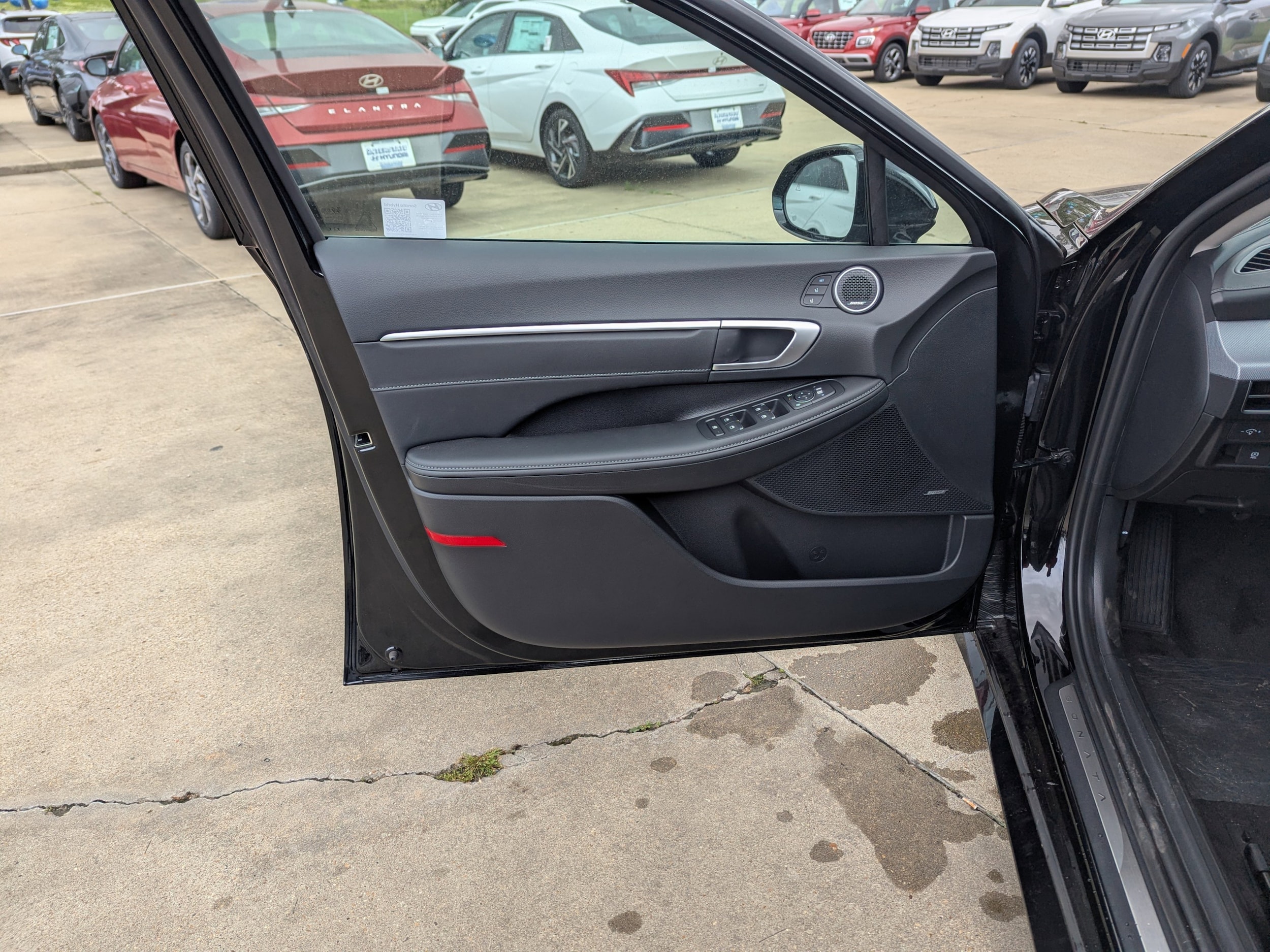 2025 Hyundai Sonata Hybrid Limited - Photo 11