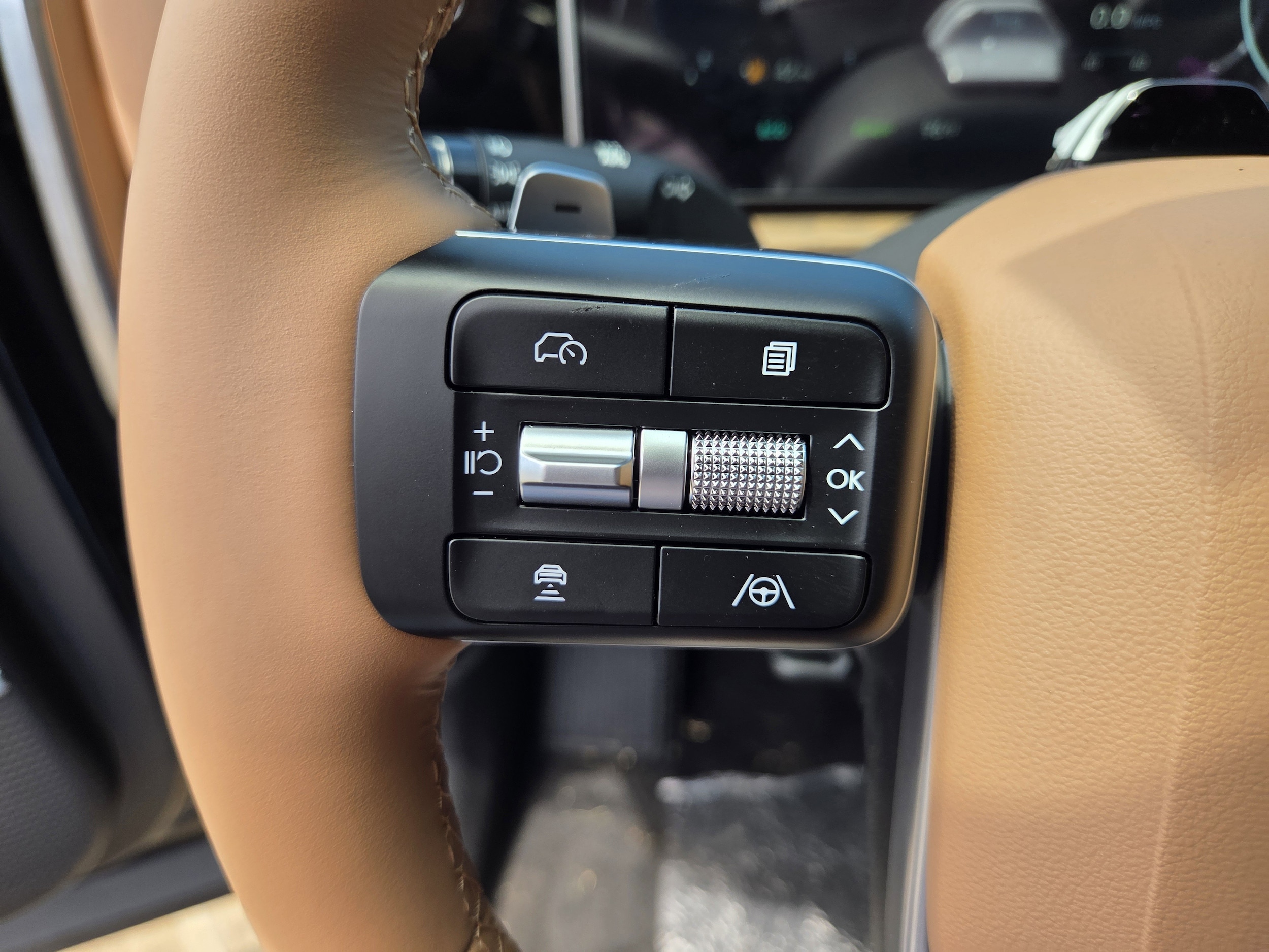 2026 Hyundai Santa Fe Limited - Photo 24