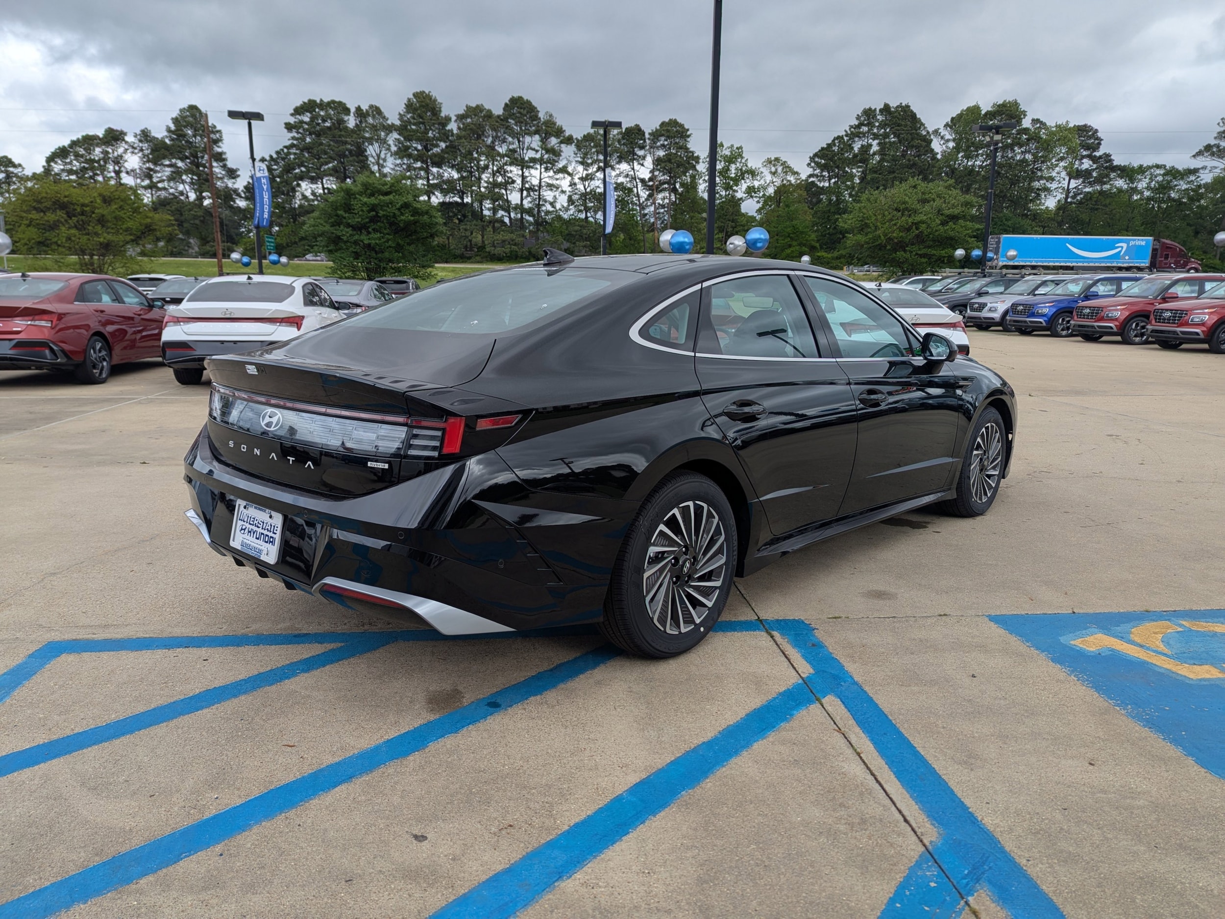 2025 Hyundai Sonata Hybrid Limited - Photo 6