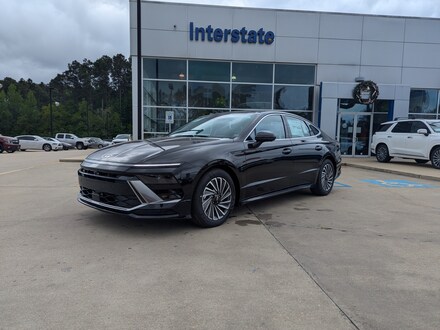 2025 Hyundai Sonata Hybrid Limited Car