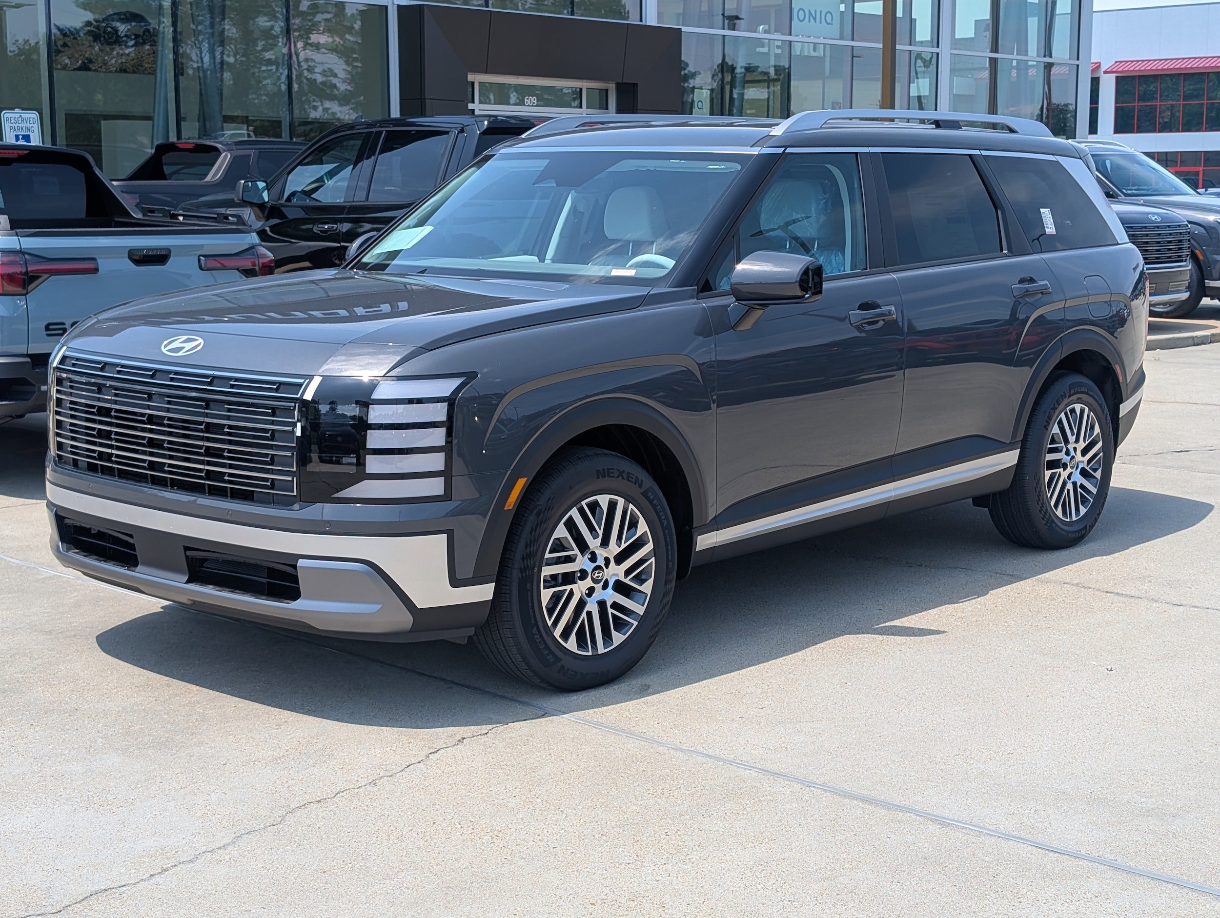 2026 Hyundai Palisade SEL 7 Passenger FWD's photo