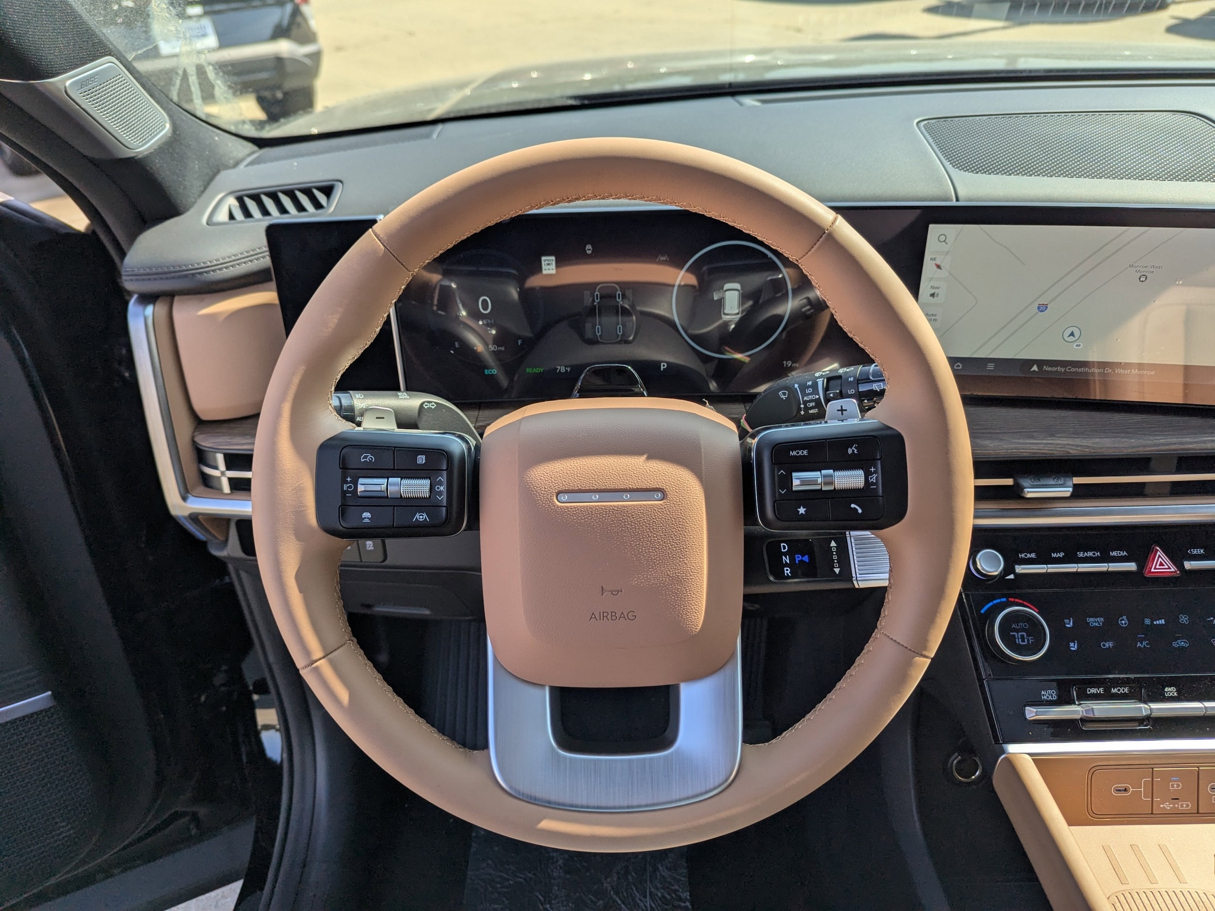 2025 Hyundai Santa Fe Limited - Photo 23