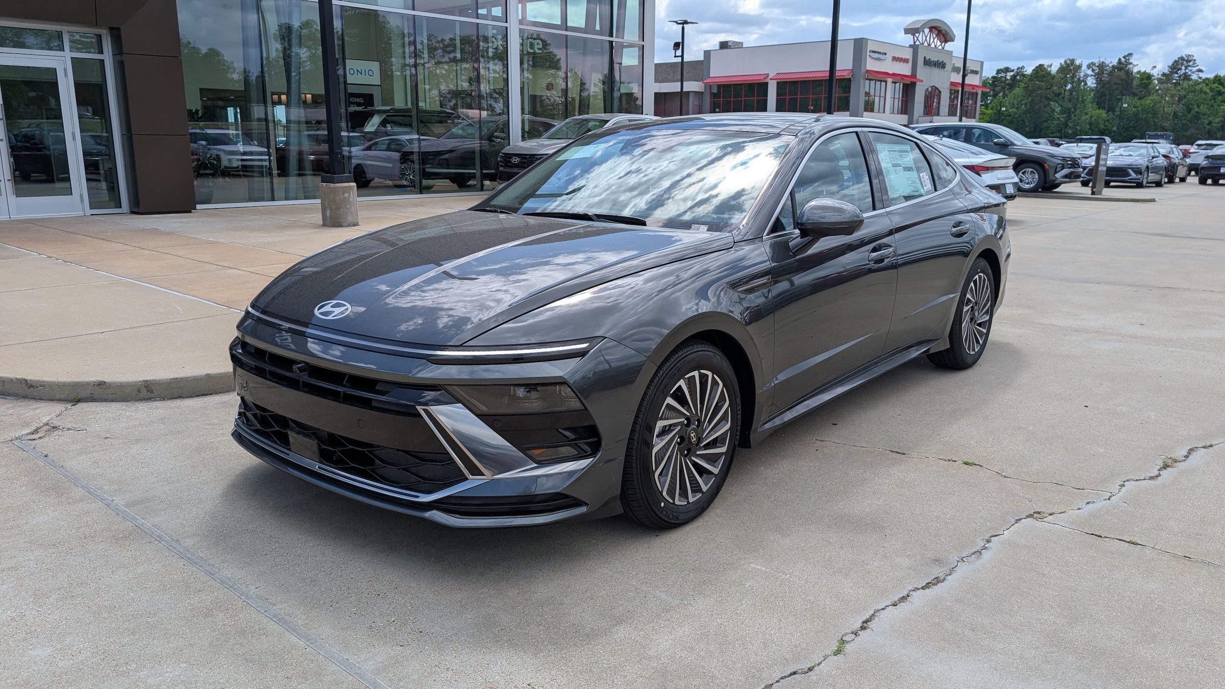 2026 Hyundai Sonata Limited's photo