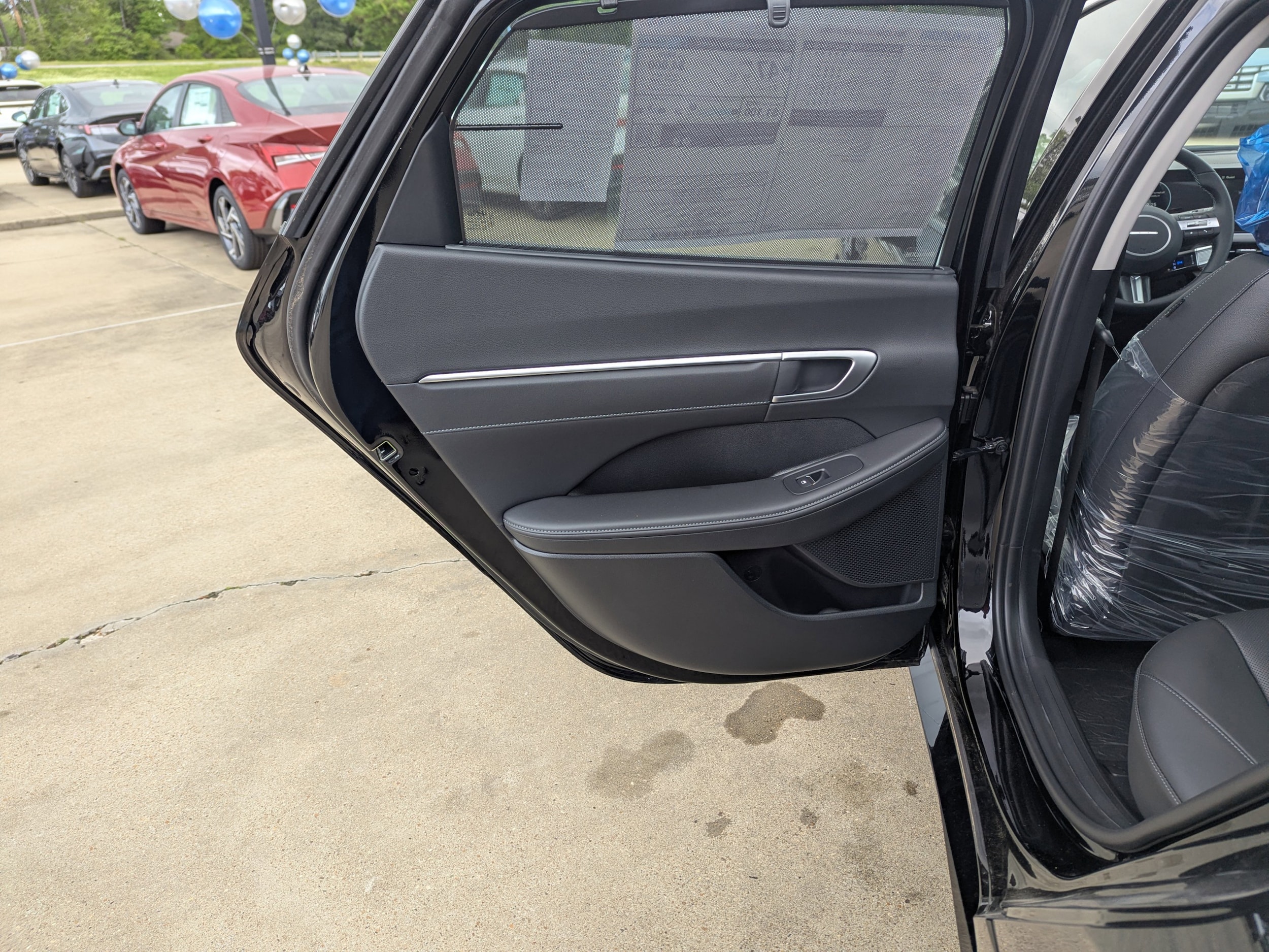 2025 Hyundai Sonata Hybrid Limited - Photo 29