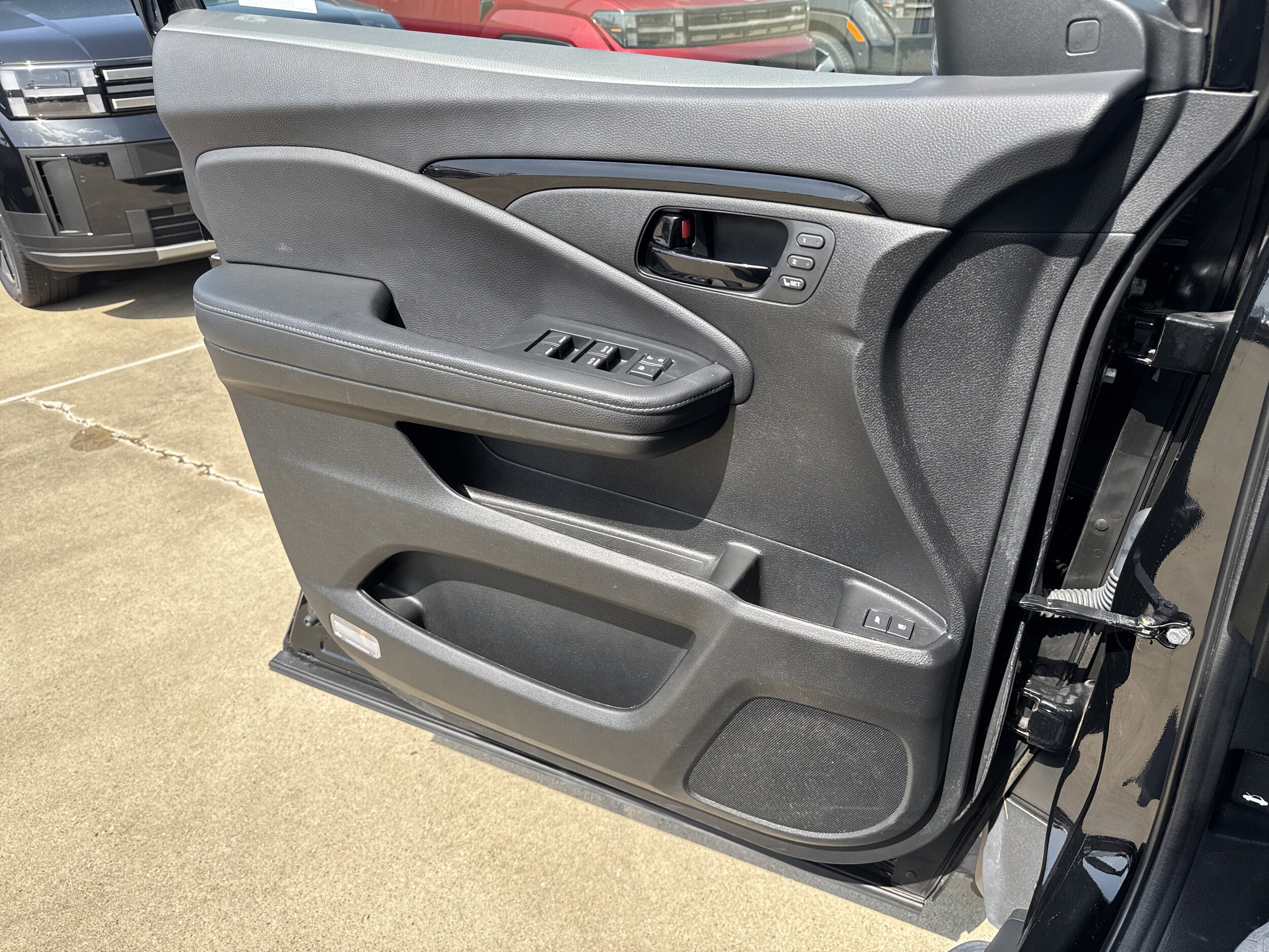 2023 Honda Passport Elite - Photo 25
