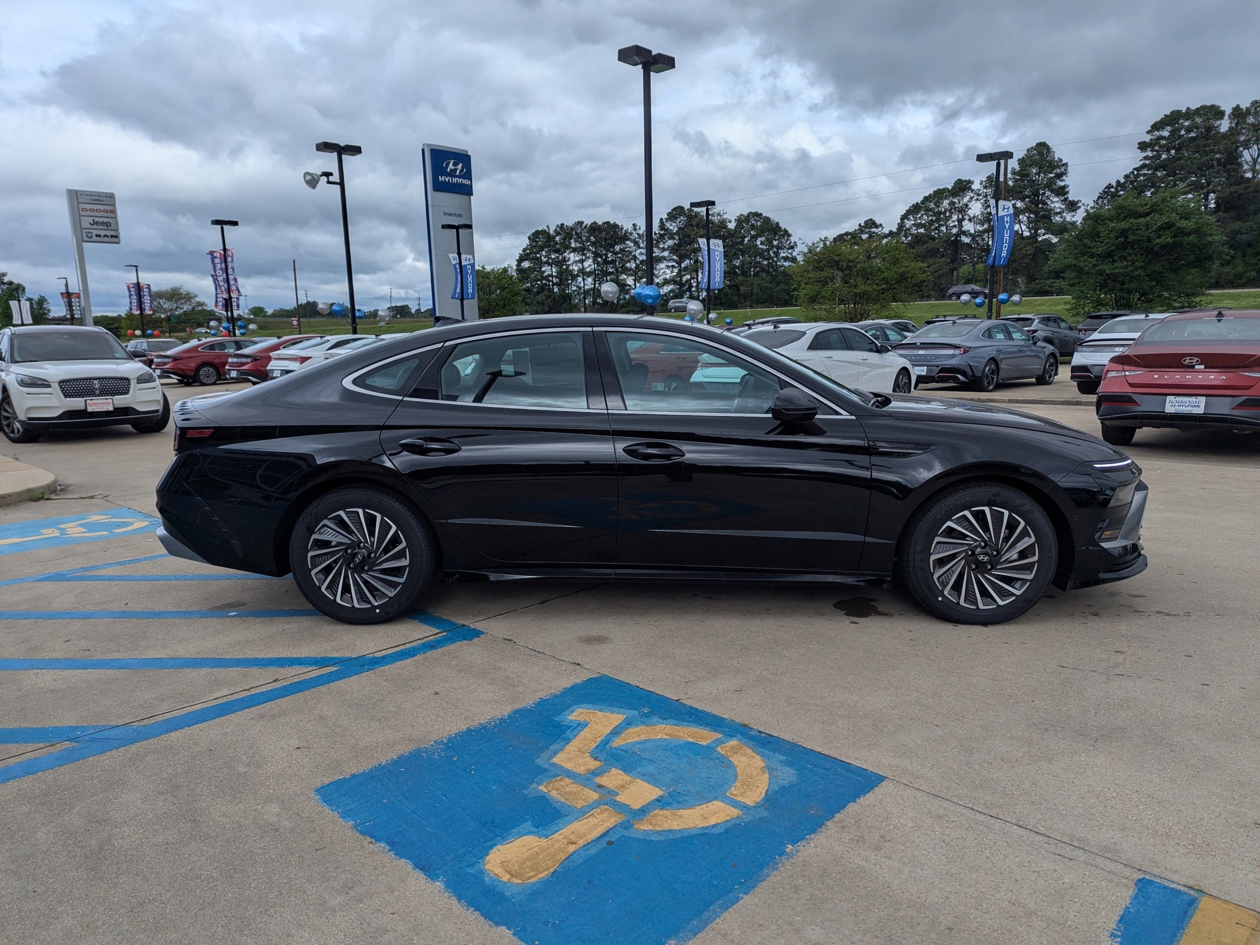 2025 Hyundai Sonata Hybrid Limited - Photo 7