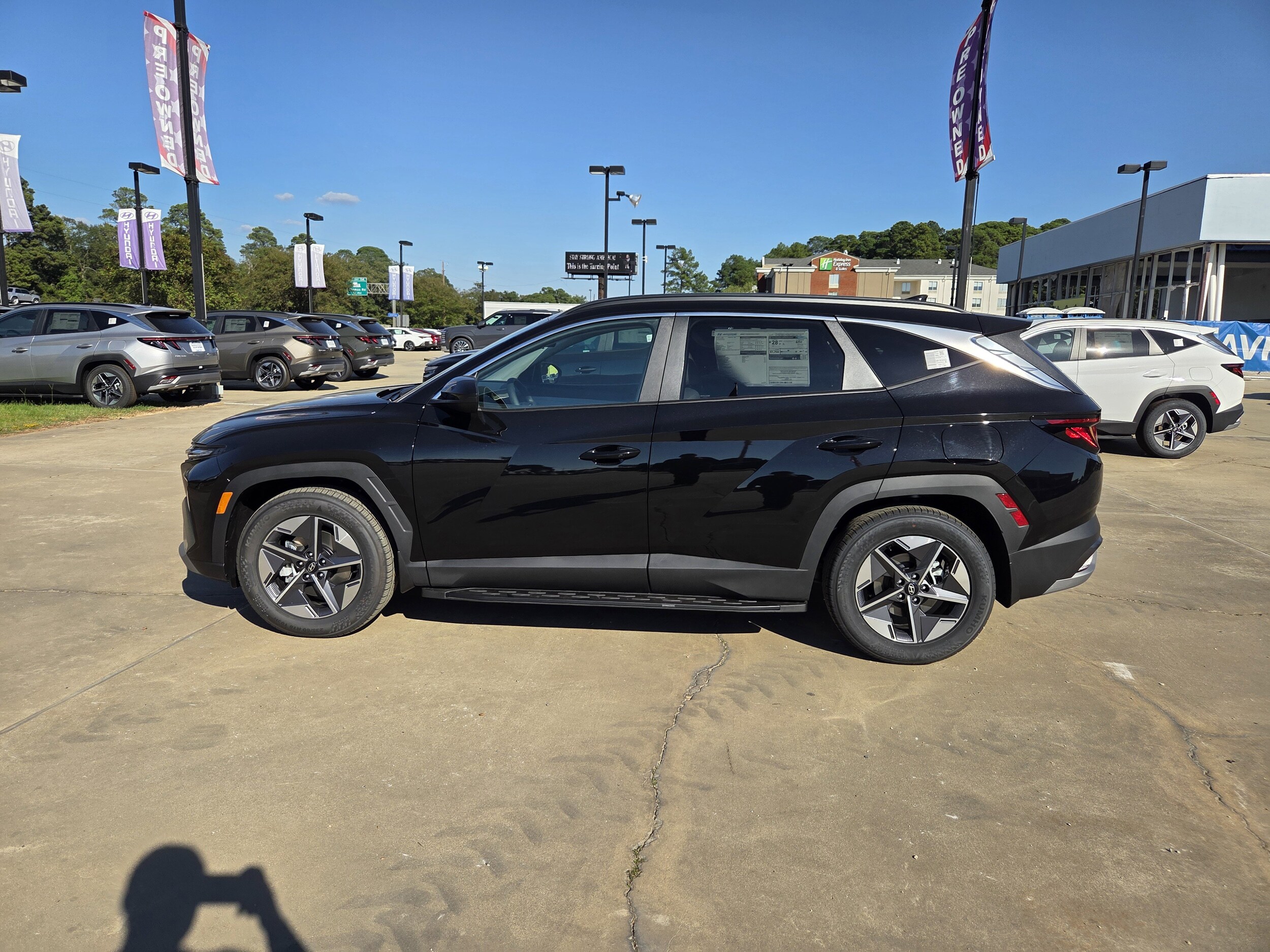 2026 Hyundai Tucson SEL photo 2