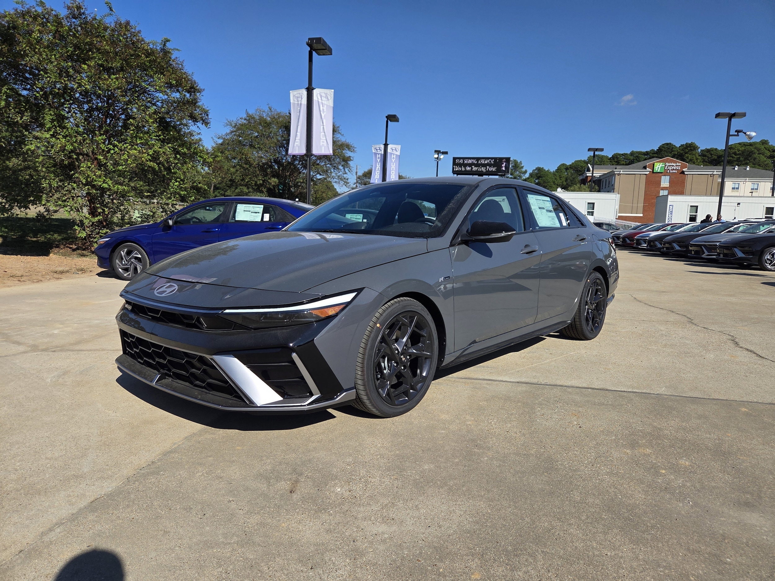 2025 Hyundai Elantra Car 