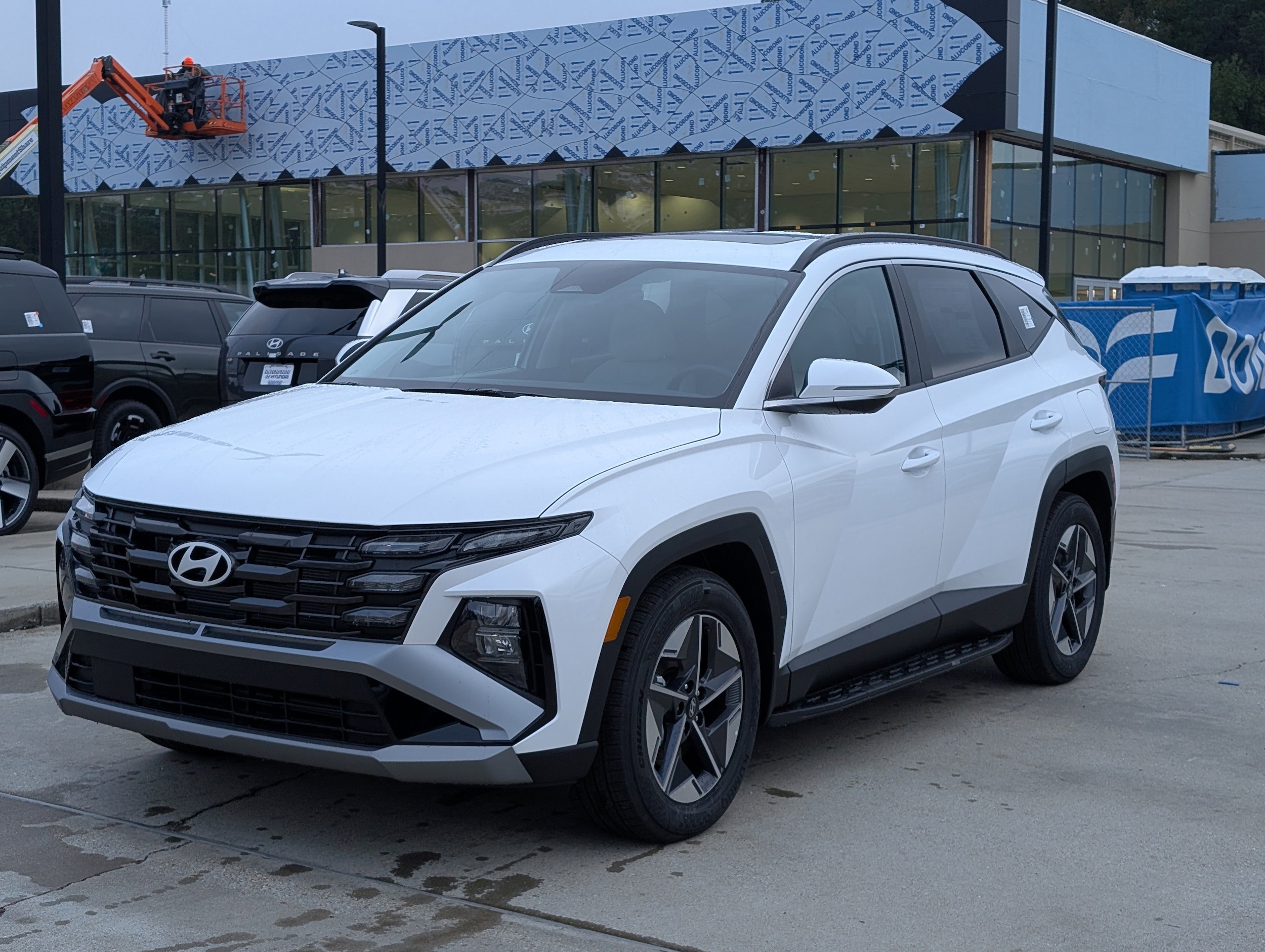 2026 Hyundai Tucson SEL Premium's photo