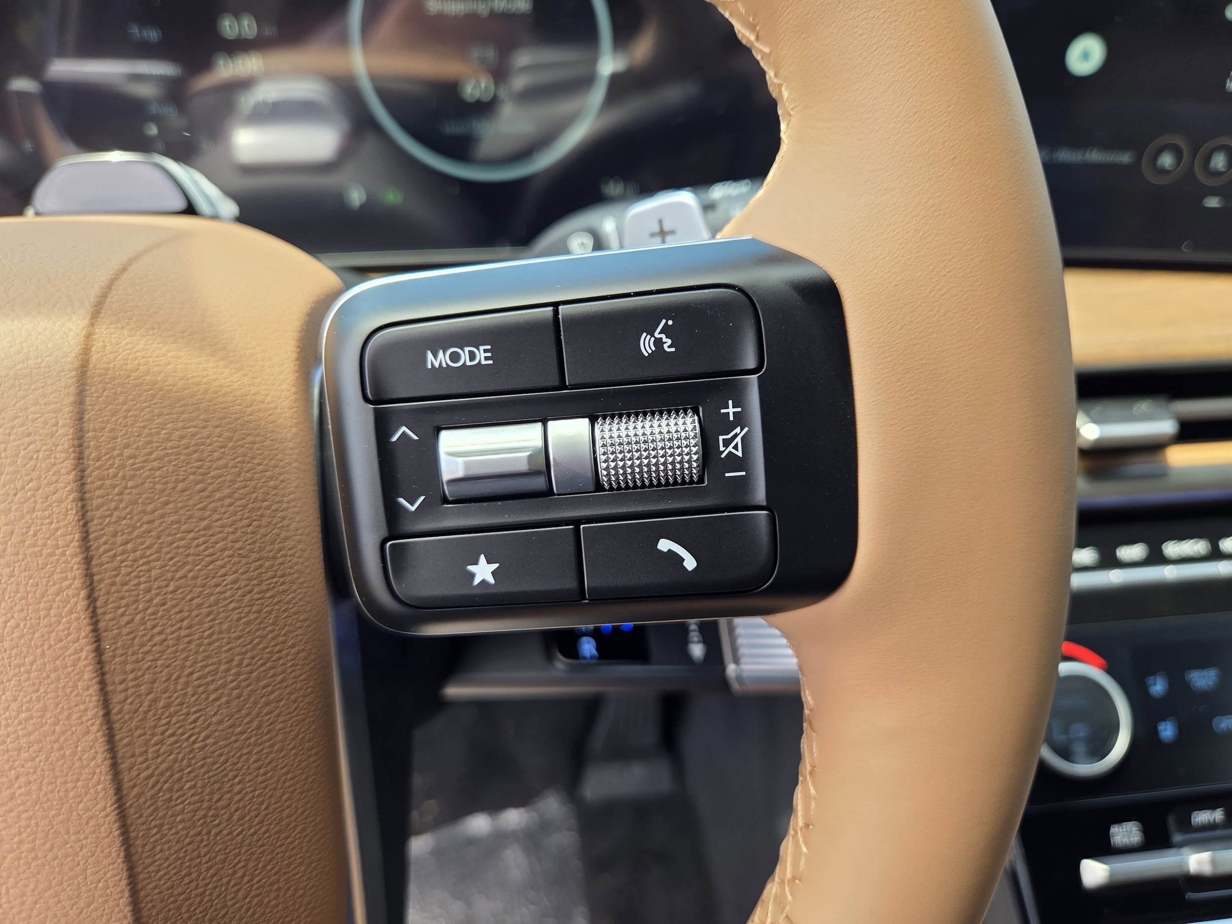 2026 Hyundai Santa Fe Limited - Photo 23