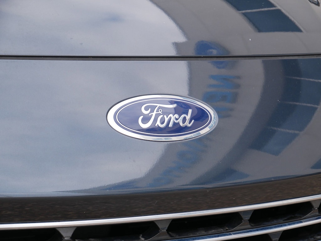 Used 2022 Ford Escape Titanium SUV