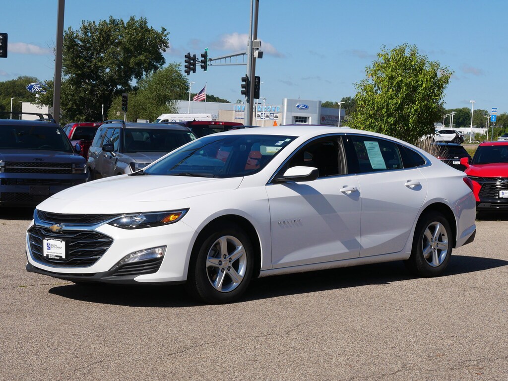 Used 2024 Chevrolet Malibu 1LT Sedan