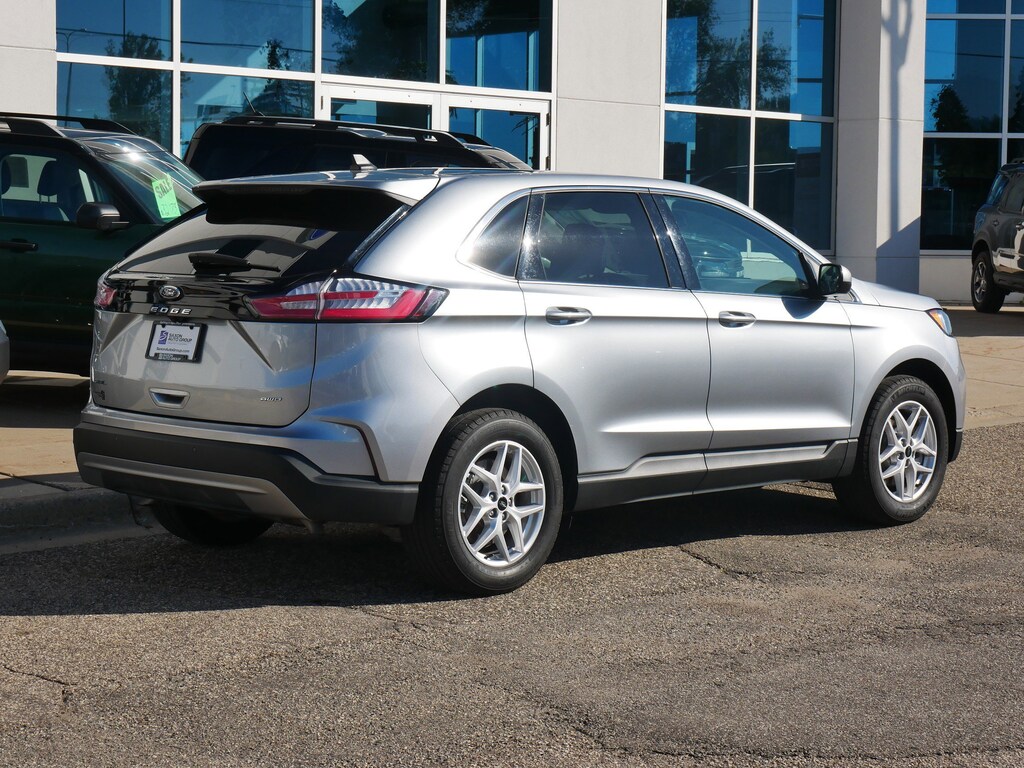 Used 2024 Ford Edge SUV