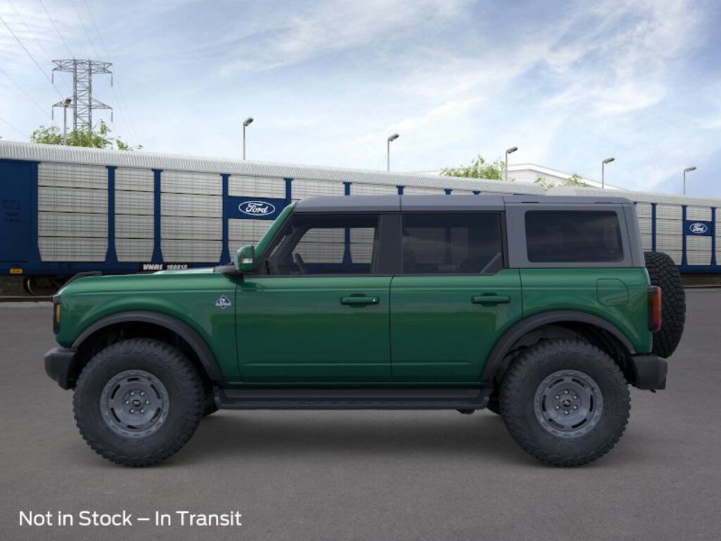 New 2025 Ford Bronco Outer Banks SUV