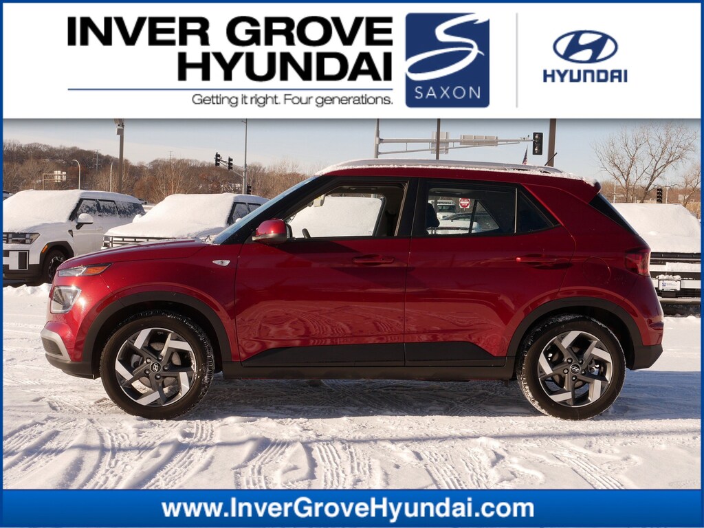 Used 2025 Hyundai Venue SEL SUV
