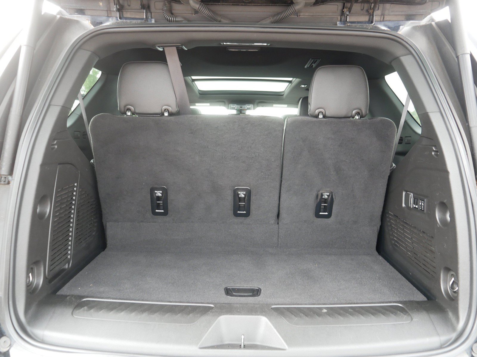 2022 Chevrolet Tahoe LT - Photo 18