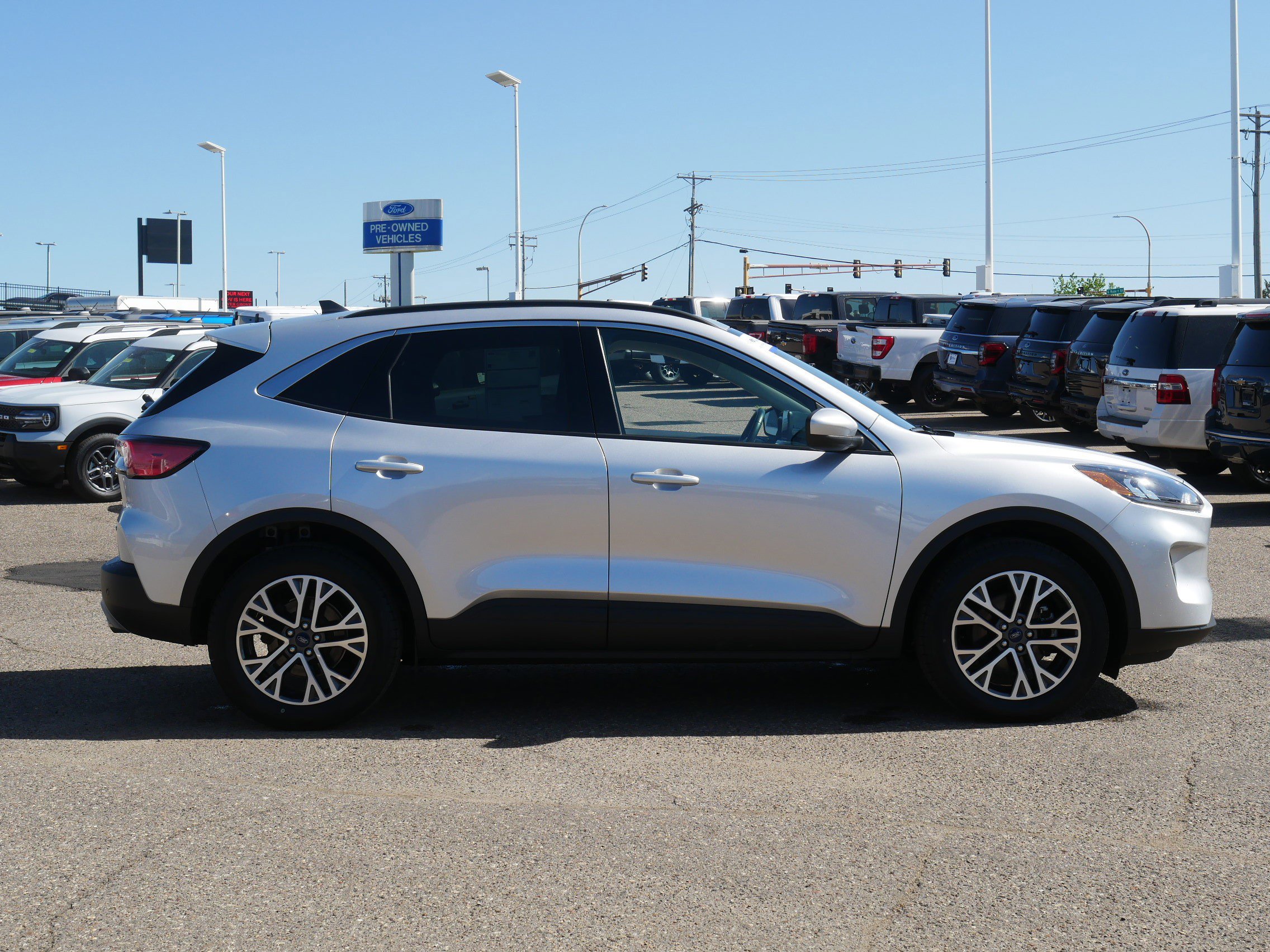 Used 2020 Ford Escape SEL with VIN 1FMCU9H93LUC16118 for sale in Inver Grove Heights, Minnesota