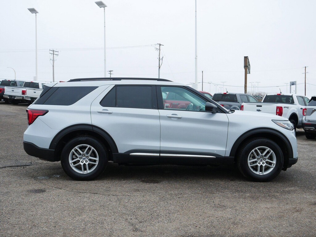 Used 2025 Ford Explorer Active Active 4WD