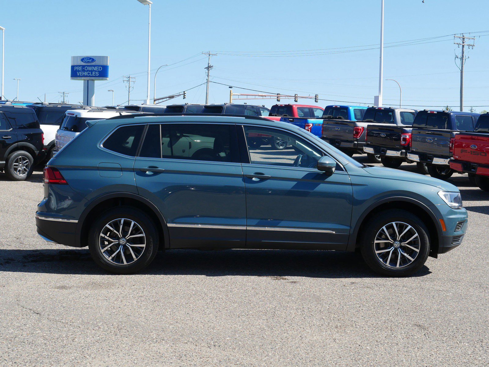 Used 2020 Volkswagen Tiguan SE with VIN 3VV2B7AX2LM091623 for sale in Inver Grove Heights, Minnesota
