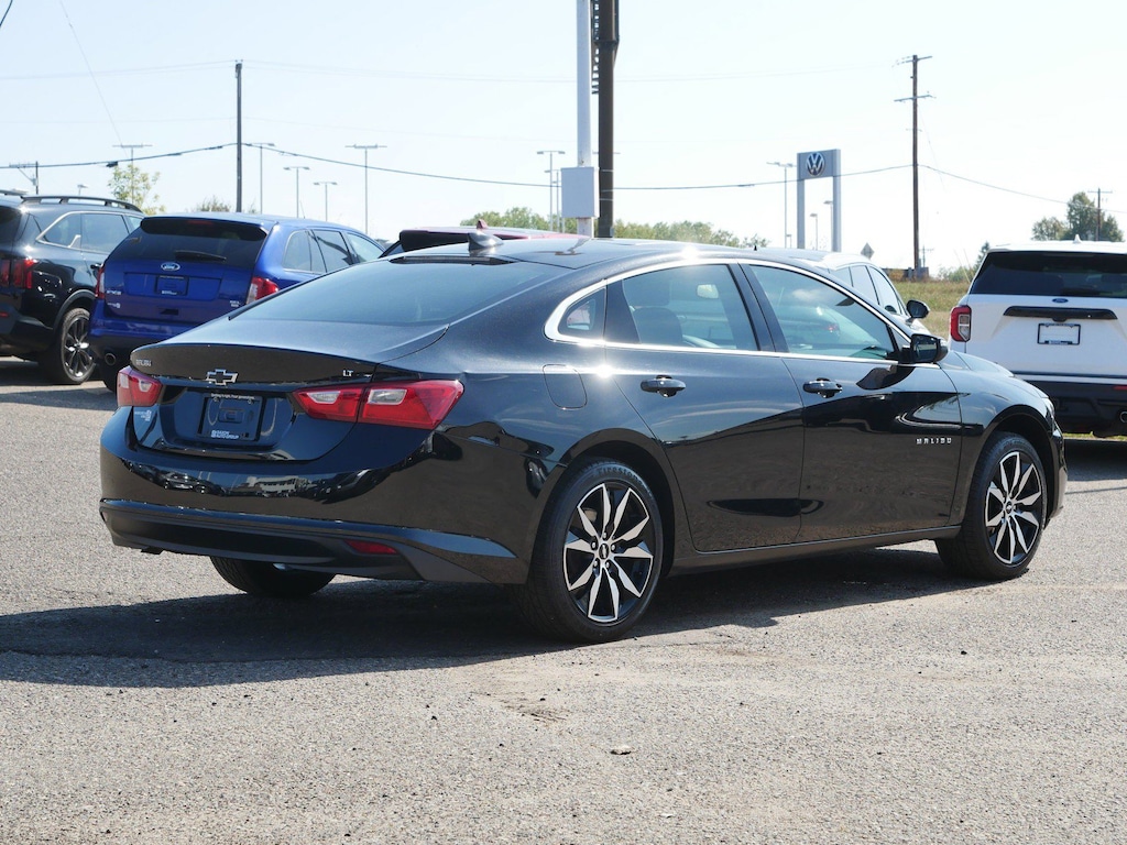 Used 2018 Chevrolet Malibu LT Sedan