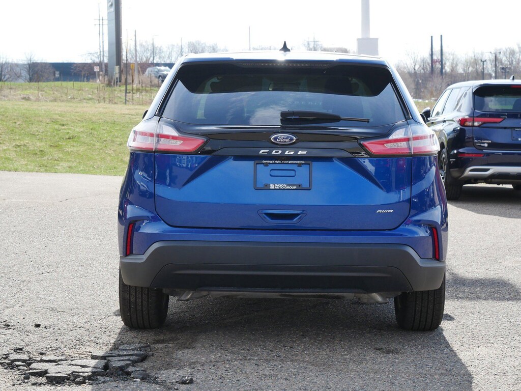 Used 2024 Ford Edge SE SUV