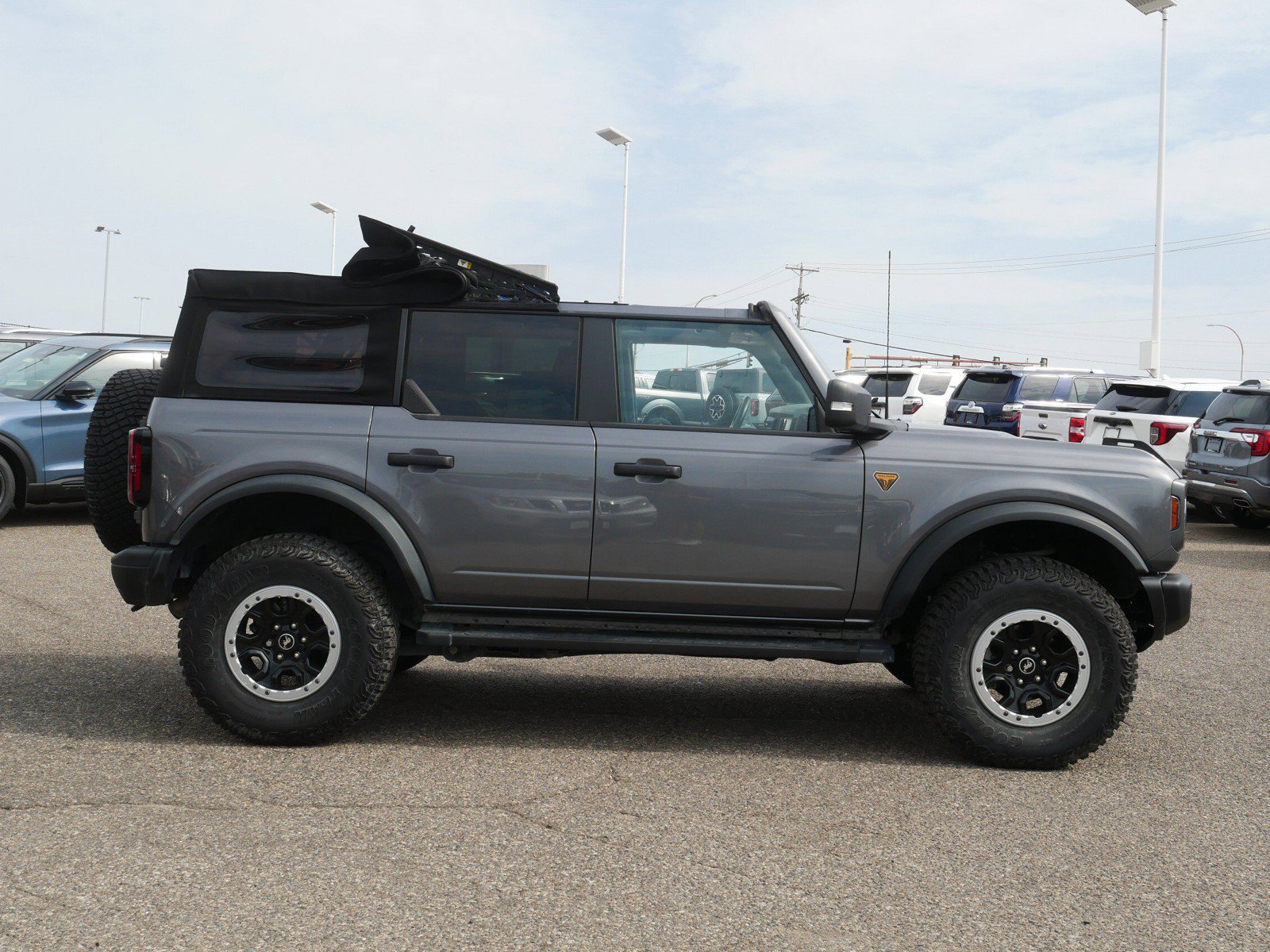 Used 2023 Ford Bronco 4-Door Badlands with VIN 1FMEE5DP5PLC00209 for sale in Inver Grove Heights, Minnesota