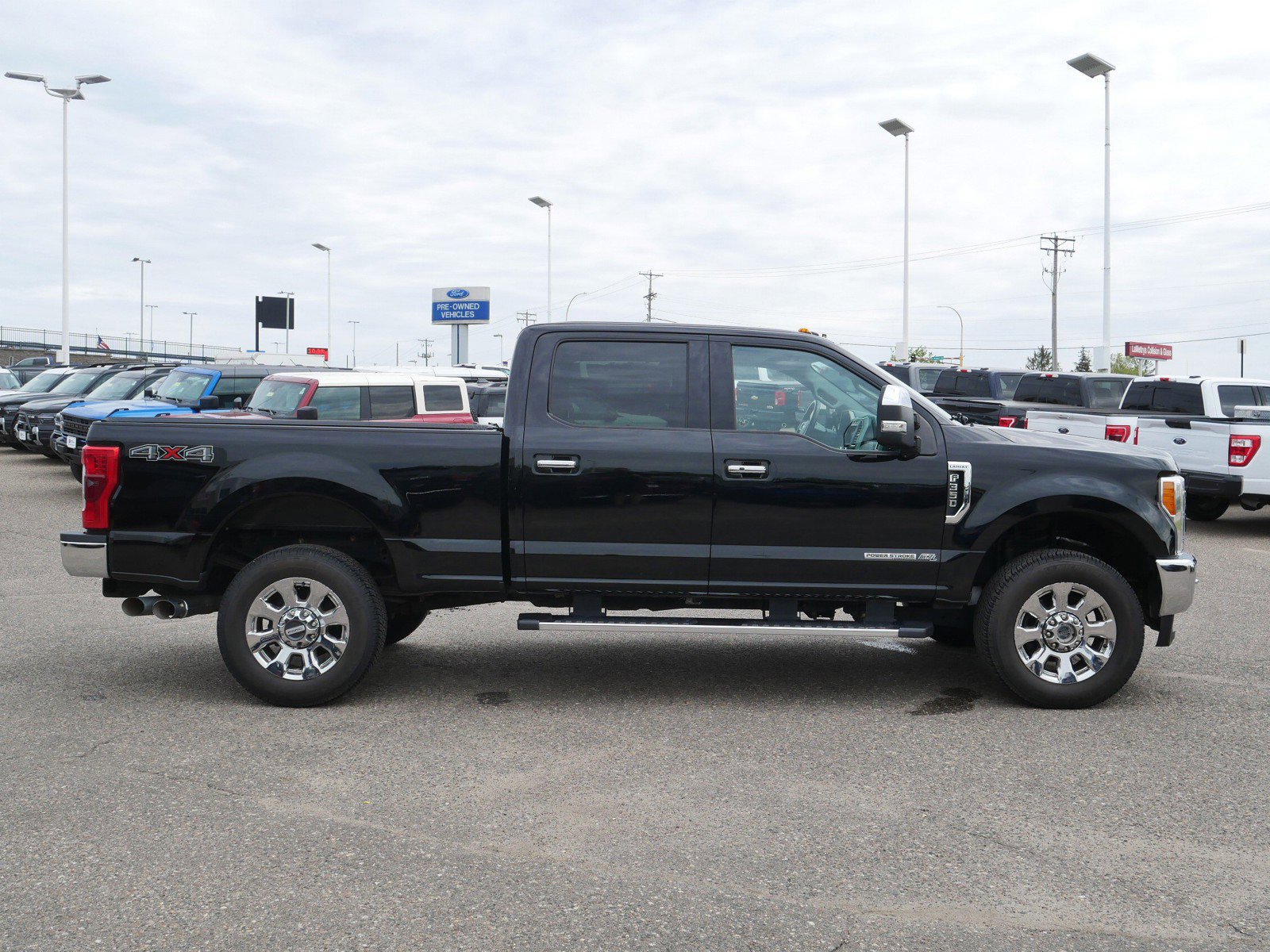 Used 2017 Ford F-350 Super Duty Lariat with VIN 1FT8W3BT3HEE14396 for sale in Inver Grove Heights, Minnesota