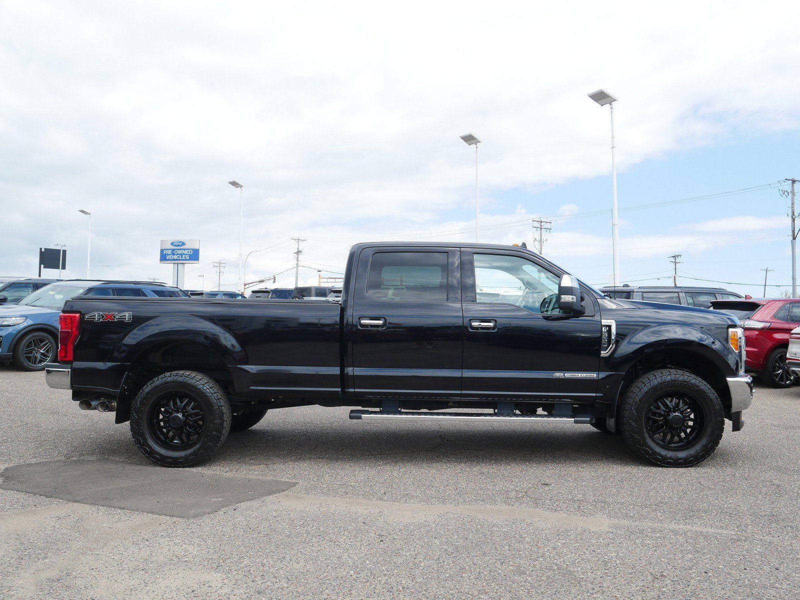 Used 2019 Ford F-350 Super Duty Lariat with VIN 1FT8W3BT7KEE04316 for sale in Inver Grove Heights, Minnesota