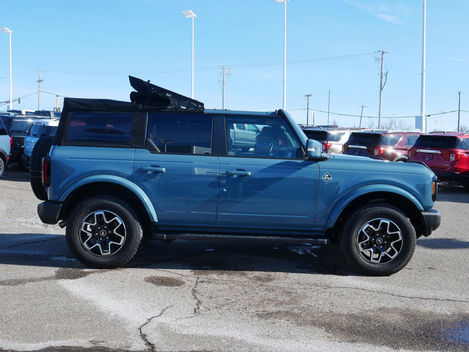 Used 2023 Ford Bronco 4-Door Outer Banks with VIN 1FMDE5DH8PLA89028 for sale in Inver Grove Heights, Minnesota