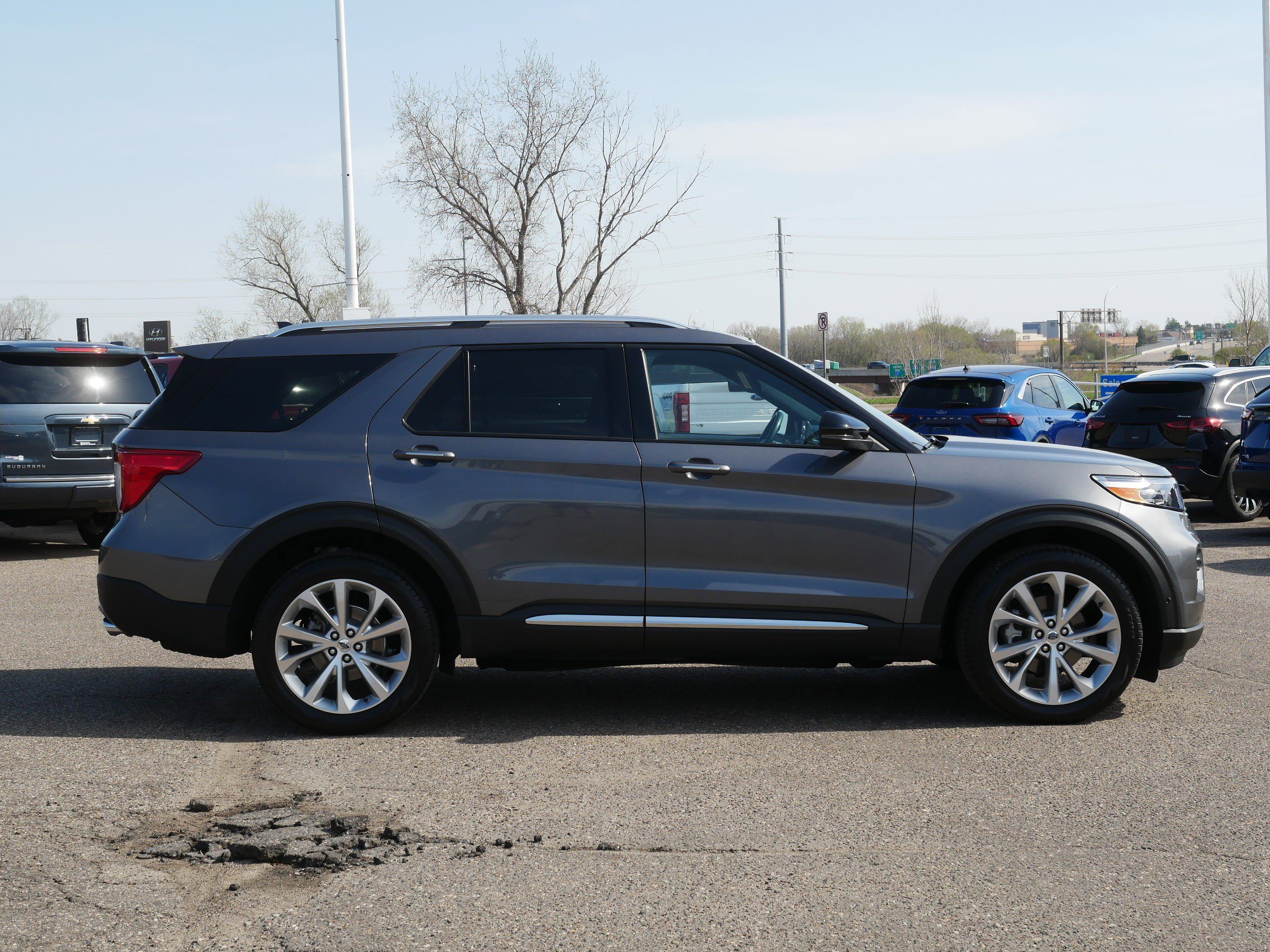 Used 2022 Ford Explorer Platinum with VIN 1FM5K8HC0NGB62671 for sale in Inver Grove Heights, Minnesota