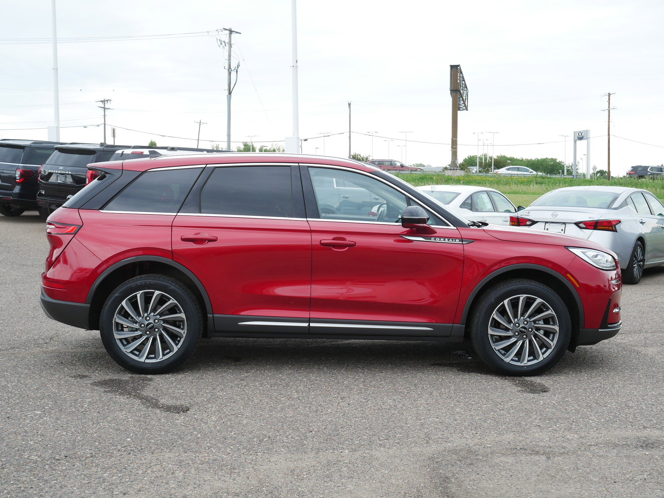 Used 2023 Lincoln Corsair Reserve with VIN 5LMCJ2DA2PUL05827 for sale in Inver Grove Heights, Minnesota