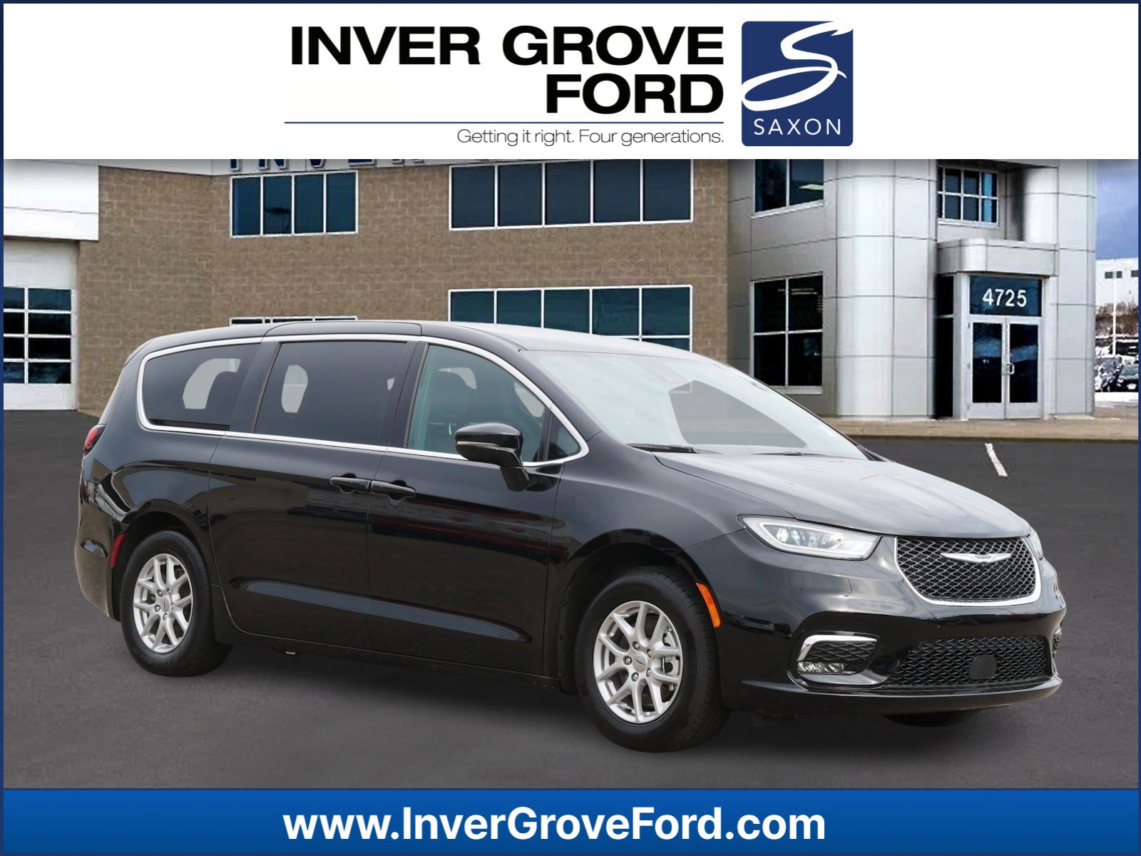 2025 Chrysler Pacifica Select's photo
