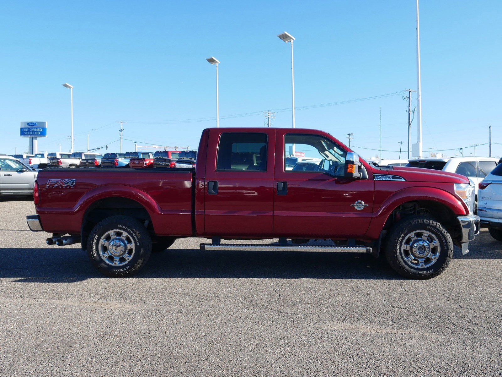 Used 2016 Ford F-250 Super Duty XLT with VIN 1FT7W2BT1GEC80766 for sale in Inver Grove Heights, Minnesota