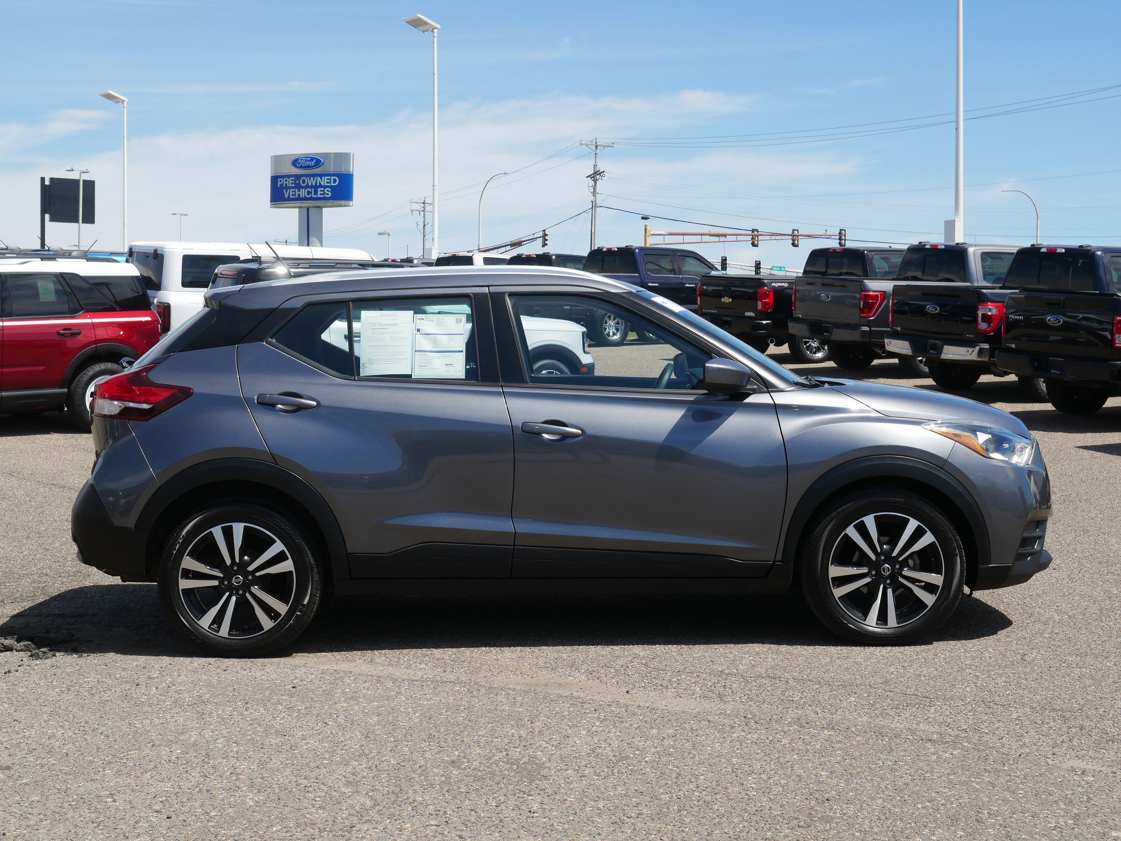 Used 2019 Nissan Kicks SV with VIN 3N1CP5CU9KL542727 for sale in Inver Grove Heights, Minnesota