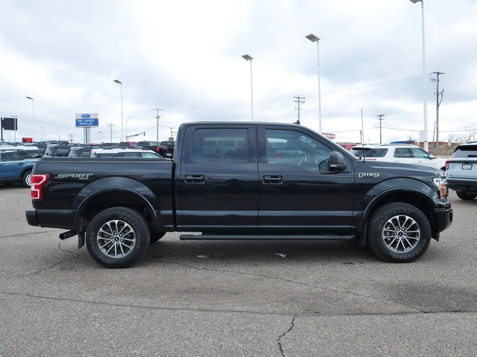 Used 2019 Ford F-150 XLT with VIN 1FTEW1EP2KKE49834 for sale in Inver Grove Heights, Minnesota