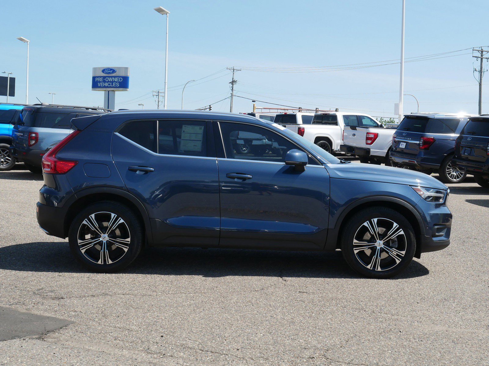 Certified 2019 Volvo XC40 Inscription with VIN YV4162UL7K2057884 for sale in Inver Grove Heights, Minnesota