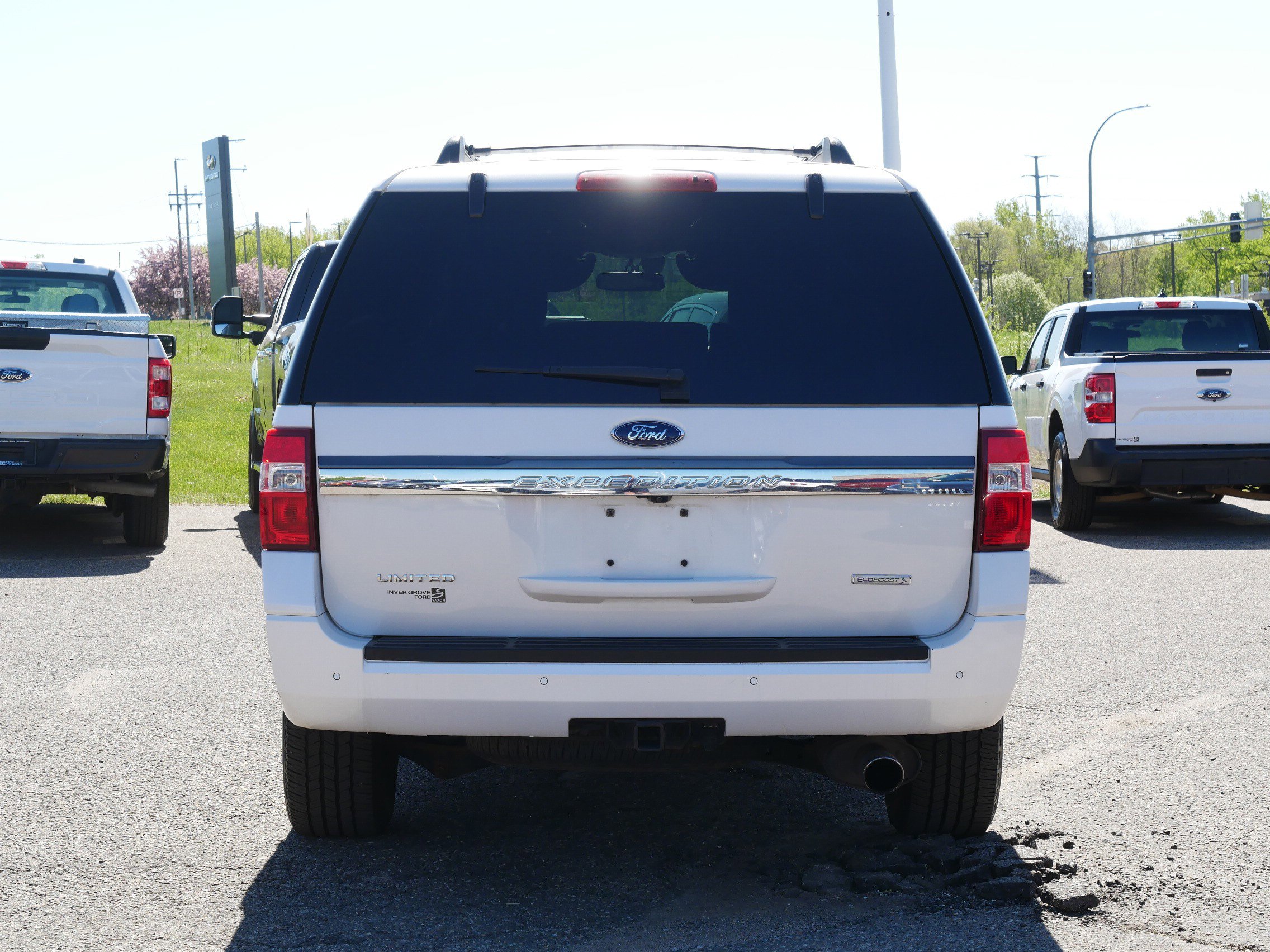 Used 2017 Ford Expedition Limited with VIN 1FMJK2AT0HEA32458 for sale in Inver Grove Heights, Minnesota