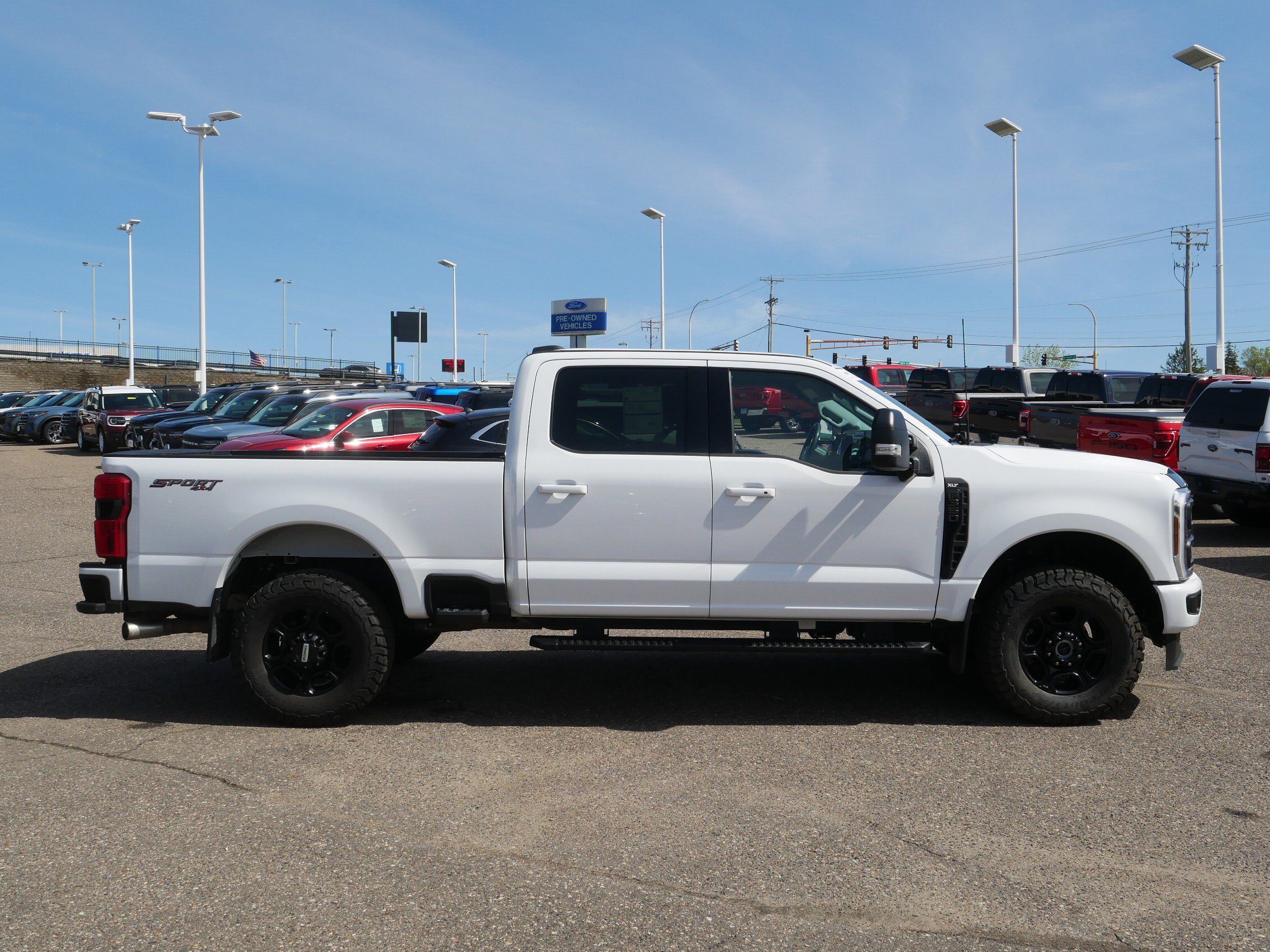 Used 2024 Ford F-350 Super Duty XLT with VIN 1FT8W3BN8RED28360 for sale in Inver Grove Heights, Minnesota