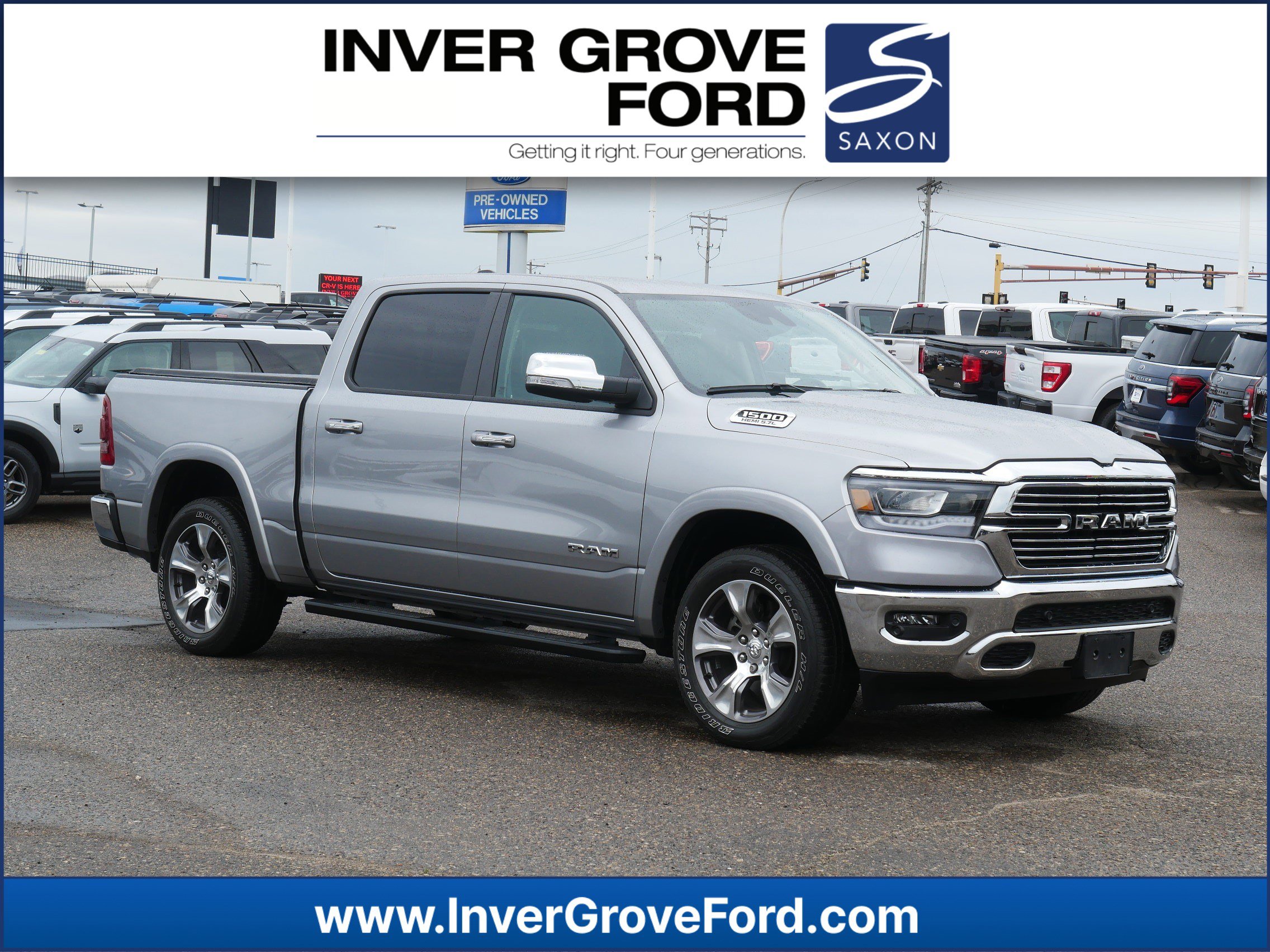 2022 RAM 1500 Laramie 4x4 Crew Cab 5'7's photo