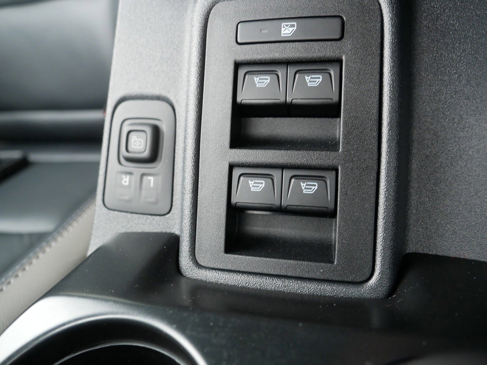 2025 Ford Bronco 4-Door Outer Banks - Photo 29