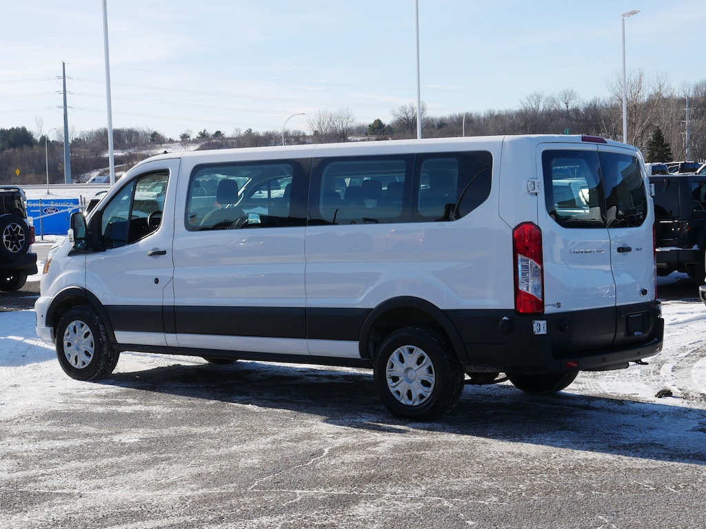 2024 Ford Transit Passenger XLT photo 3