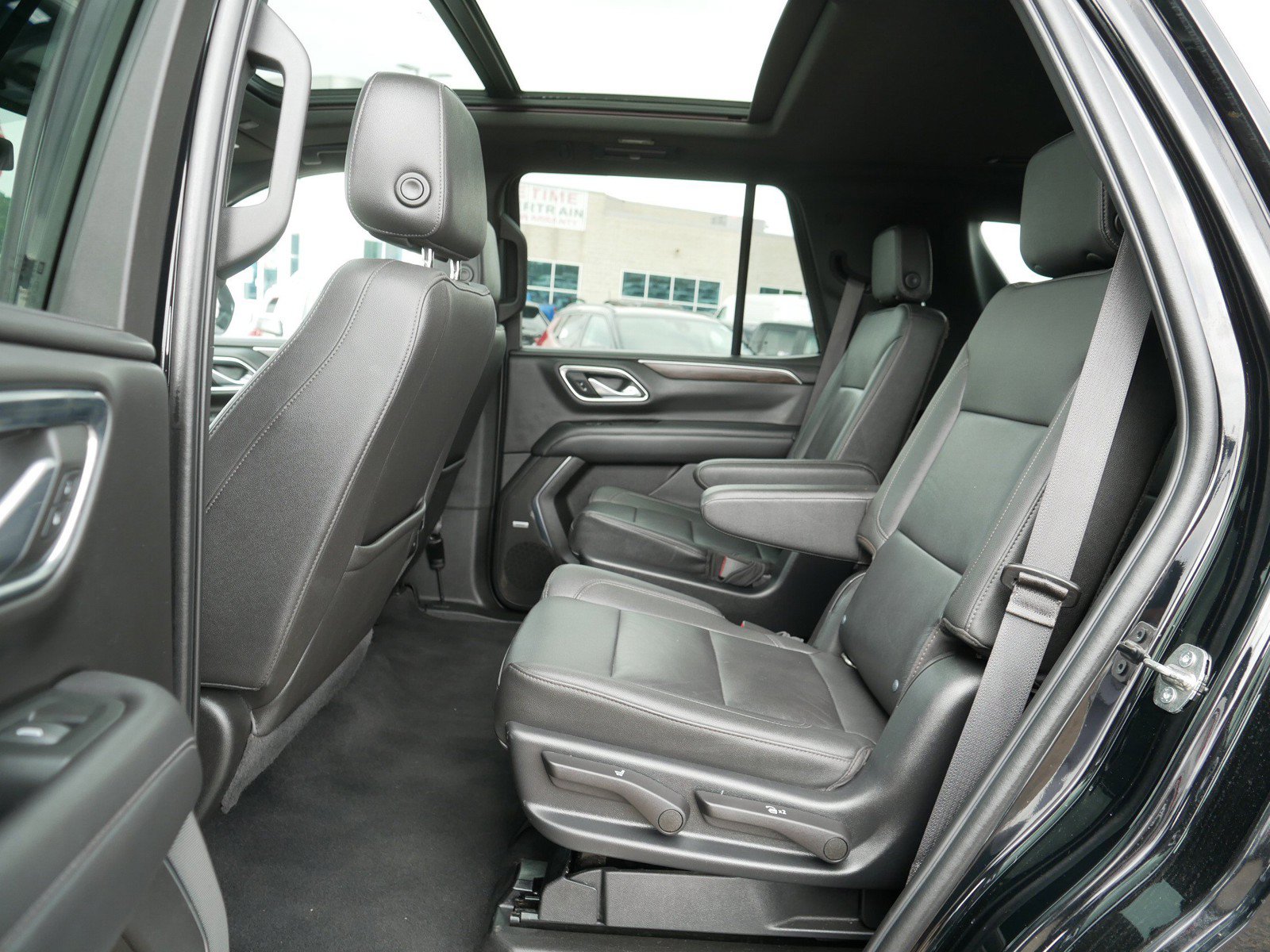 2022 Chevrolet Tahoe LT - Photo 16