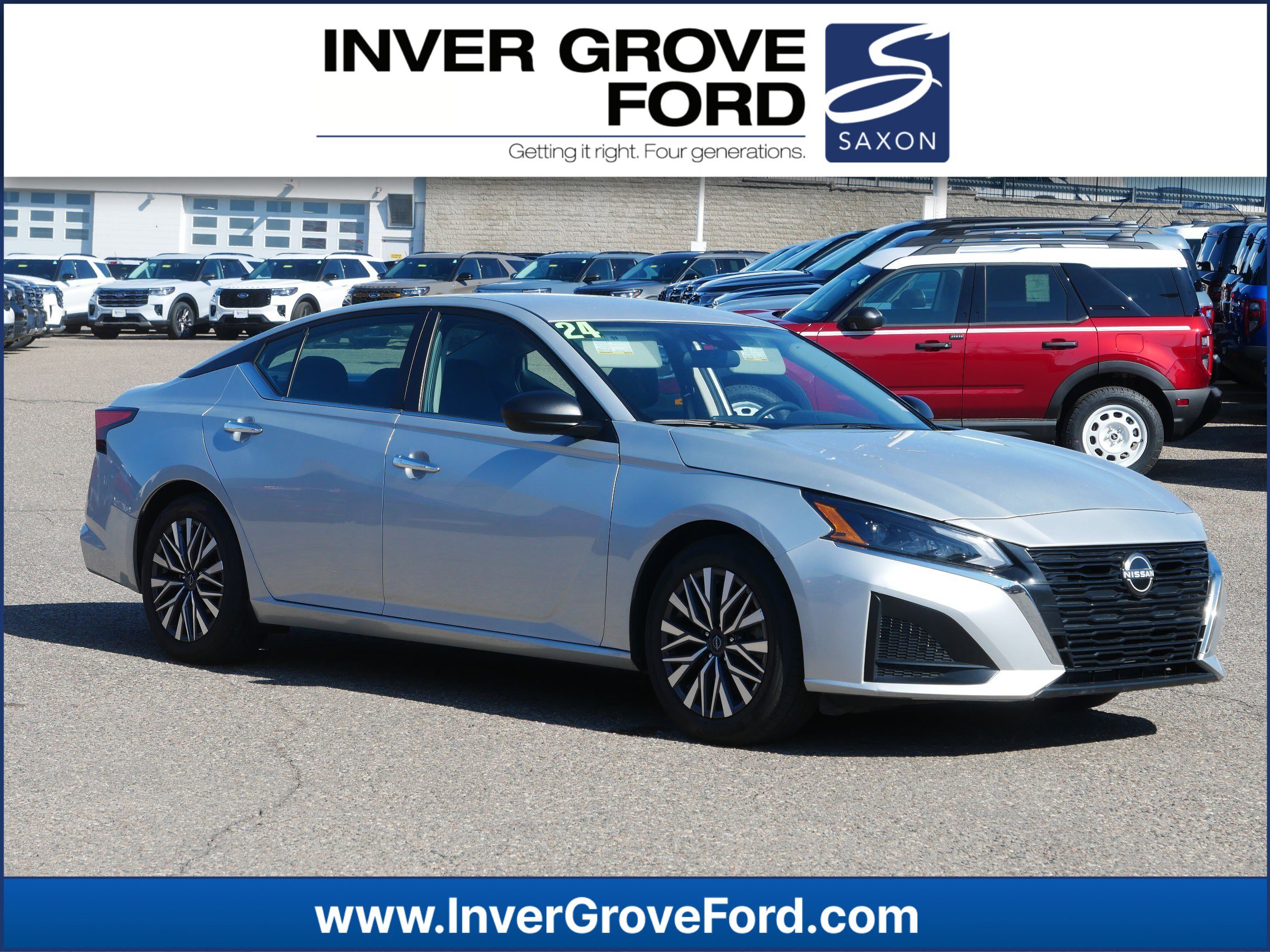 2024 Nissan Altima SV